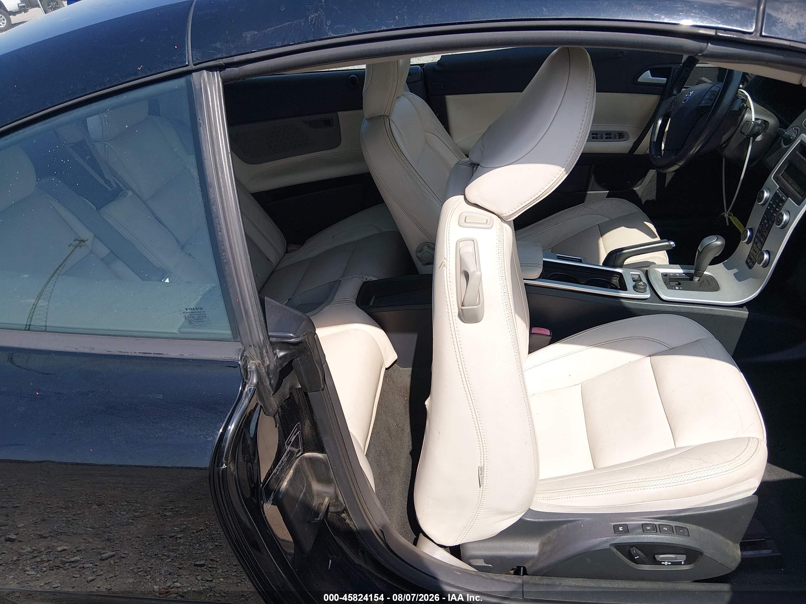 2013 Volvo C70 T5 Black vin: YV1672MC5DJ142201