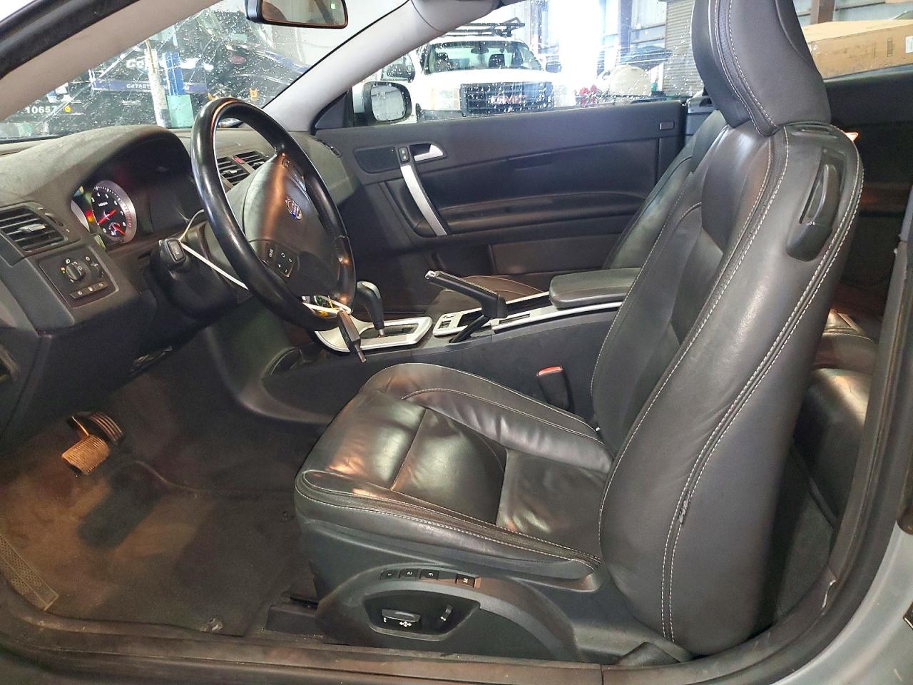 2012 Volvo C70 T5 Silver vin: YV1672MC6CJ123414