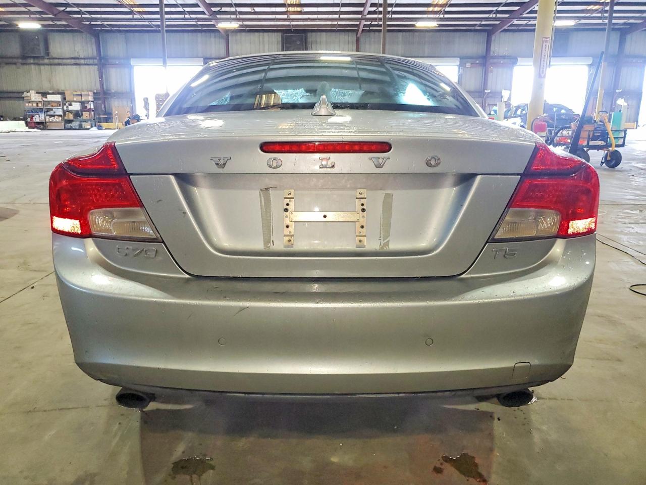 2012 Volvo C70 T5 Silver vin: YV1672MC6CJ123414