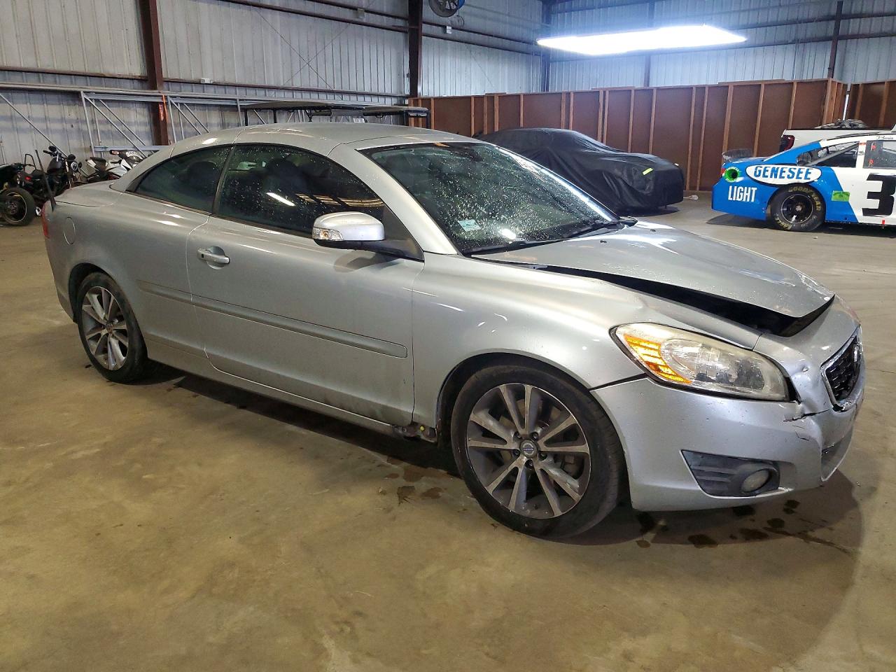 2012 Volvo C70 T5 Silver vin: YV1672MC6CJ123414