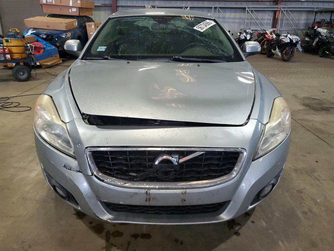 2012 Volvo C70 T5 Silver vin: YV1672MC6CJ123414