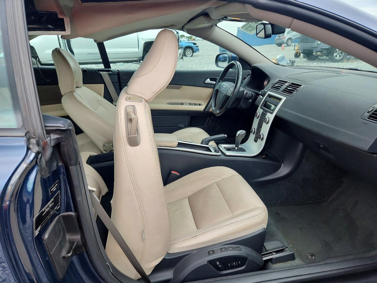 2012 Volvo C70 T5 Blue vin: YV1672MC6CJ127950