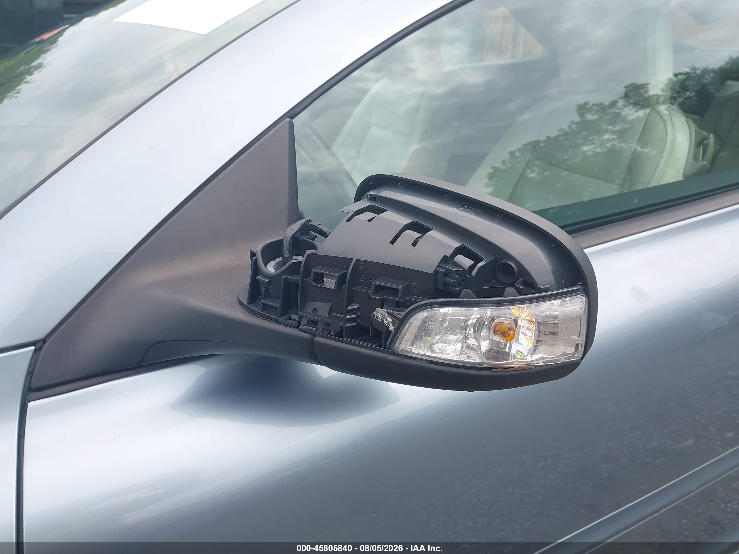 2012 Volvo C70 T5/t5 Platinum/t5 Premier Plus Light Blue vin: YV1672MC6CJ130640