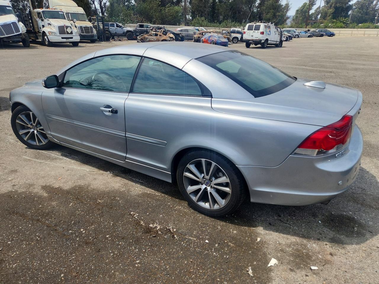 2010 Volvo C70 T5 Silver vin: YV1672MC7AJ090923