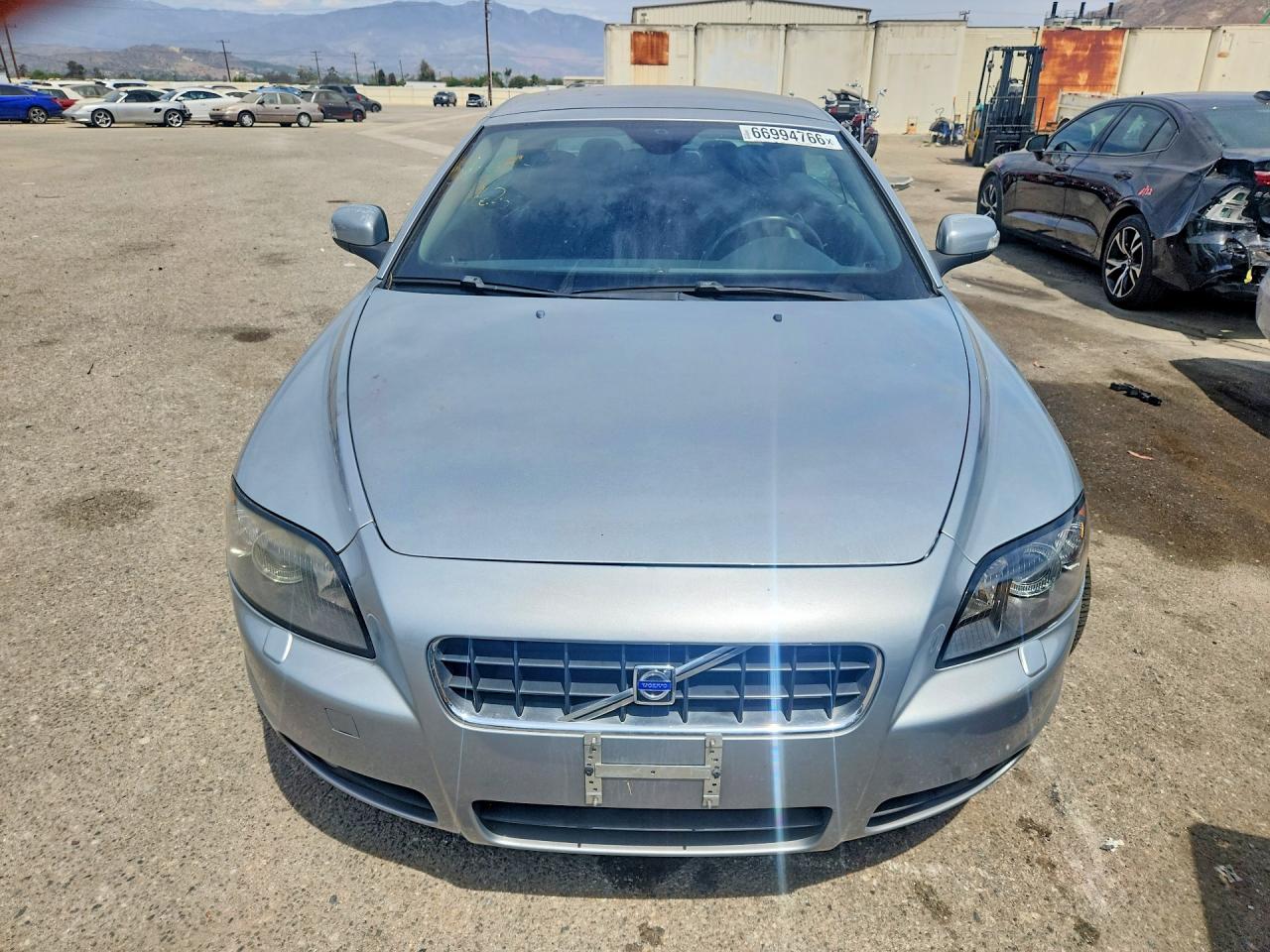 2010 Volvo C70 T5 Silver vin: YV1672MC7AJ090923