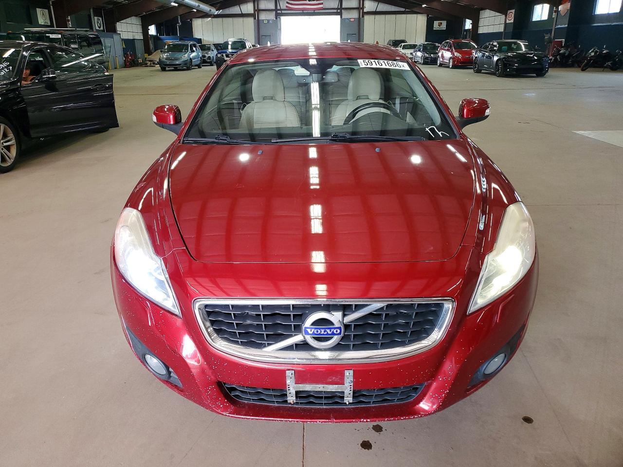 2011 Volvo C70 T5 Burgundy vin: YV1672MC7BJ119757