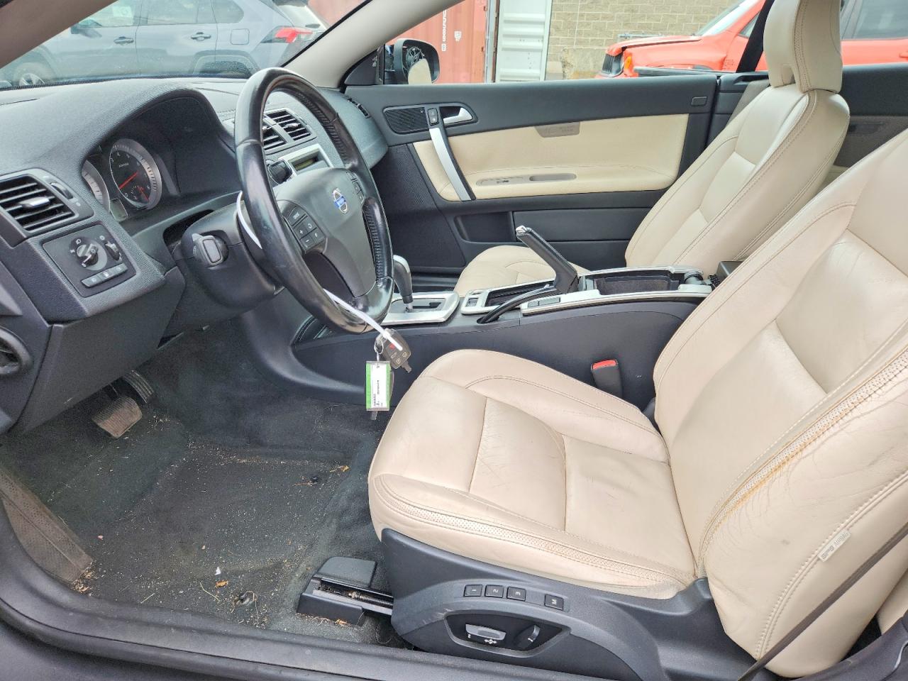2012 Volvo C70 T5 Burgundy vin: YV1672MC7CJ126256