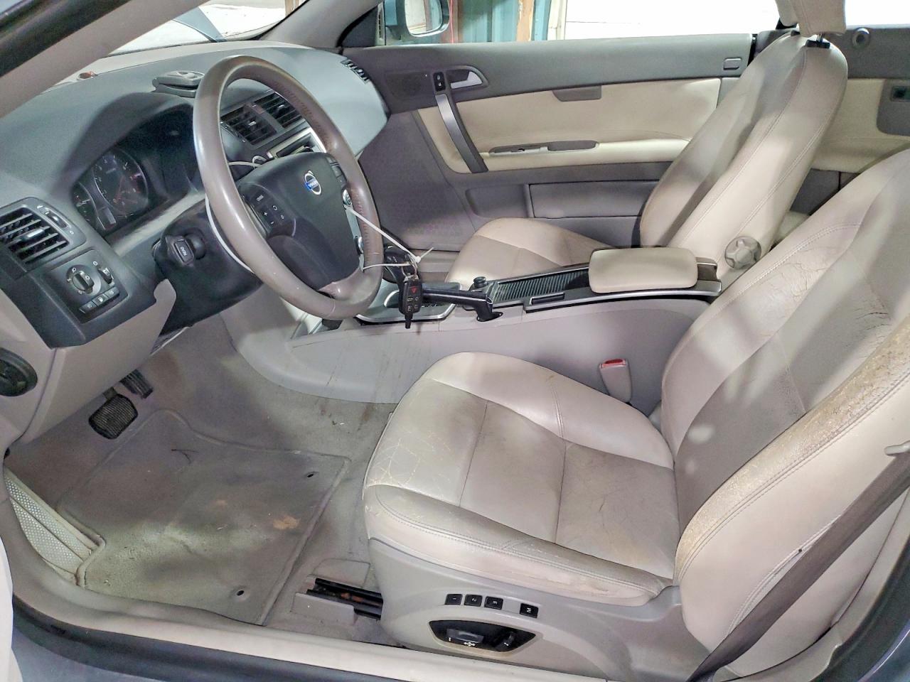 2010 Volvo C70 T5 Blue vin: YV1672MC8AJ090770