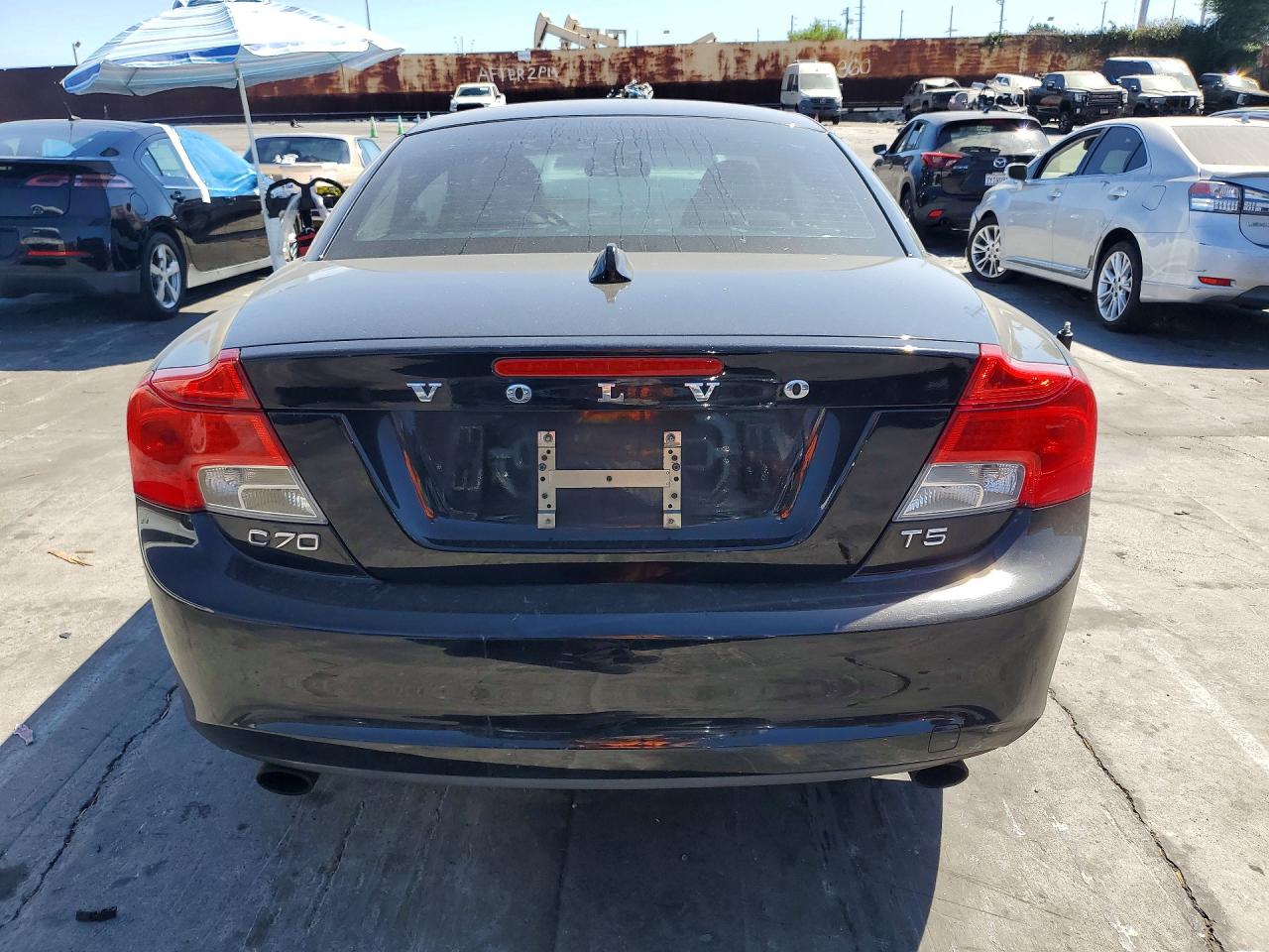2012 Volvo C70 T5 Черный vin: YV1672MC8CJ123740