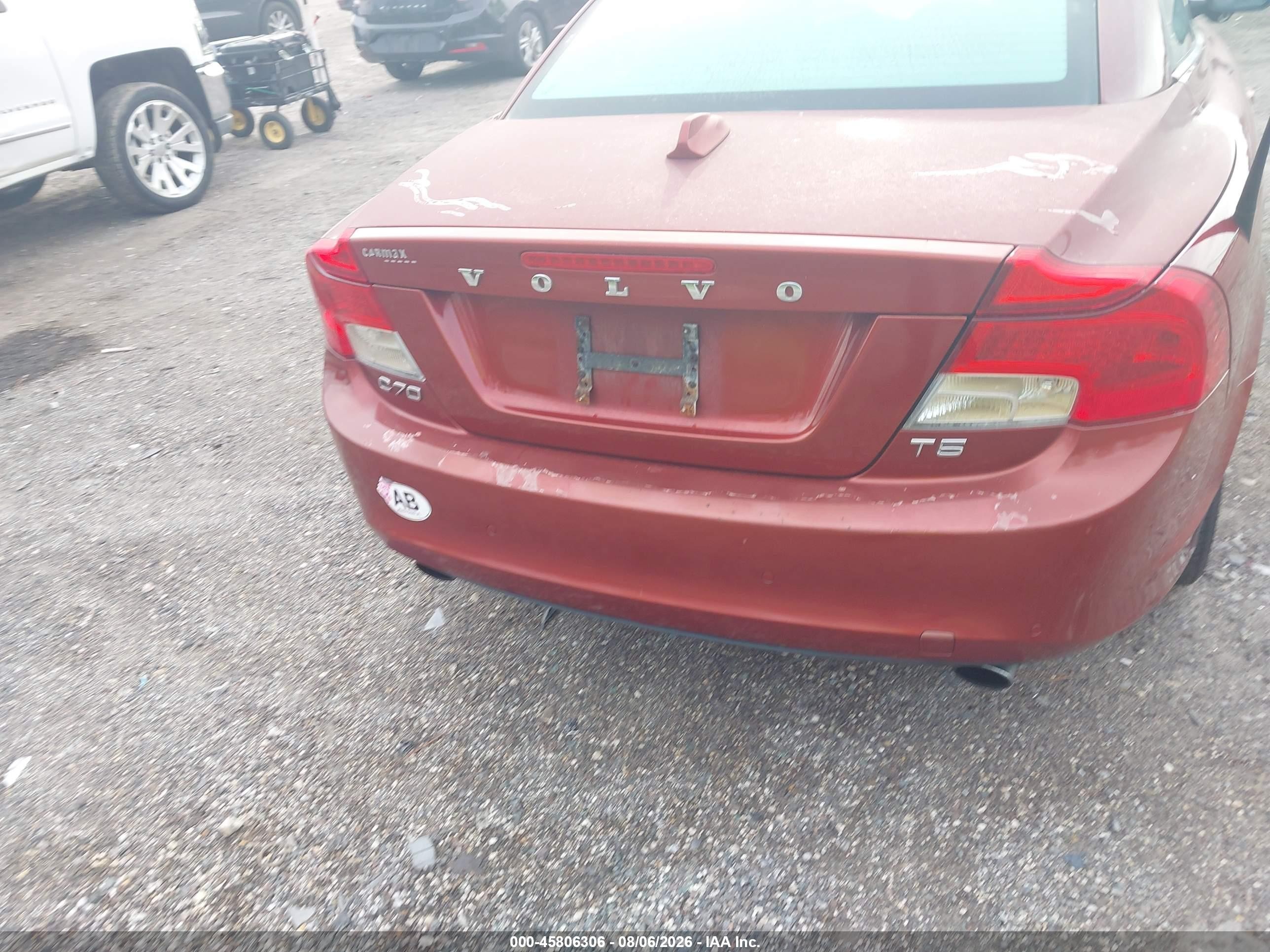 2012 Volvo C70 T5 Burgundy vin: YV1672MC8CJ126170