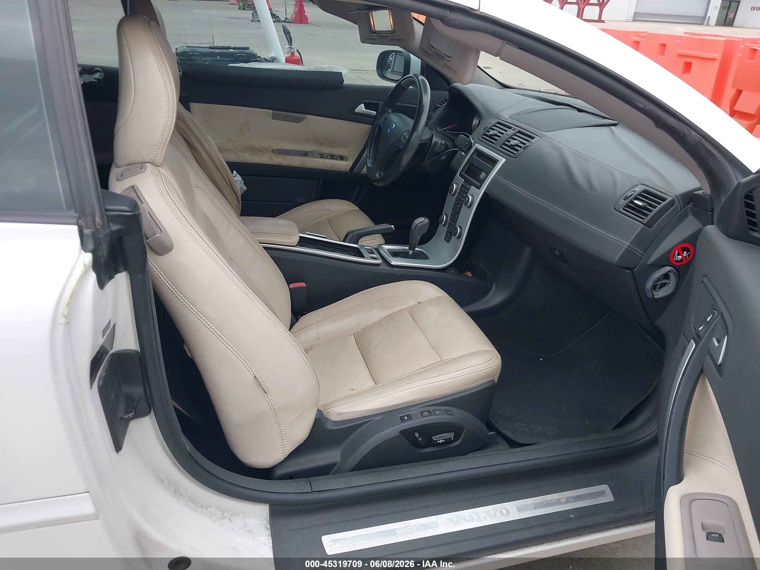 2012 Volvo C70 T5/t5 Platinum/t5 Premier Plus Белый vin: YV1672MC8CJ129862