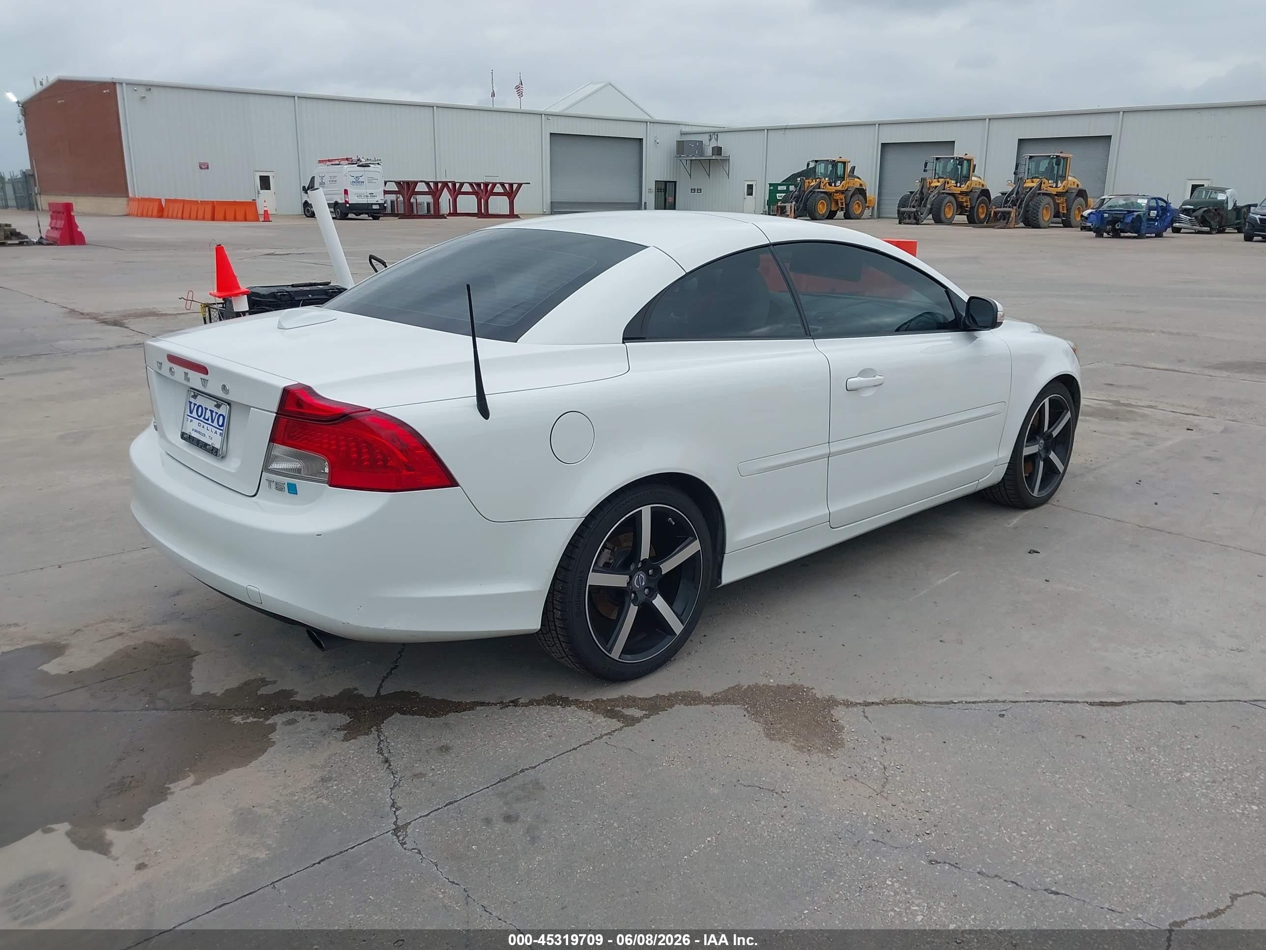 2012 Volvo C70 T5/t5 Platinum/t5 Premier Plus Белый vin: YV1672MC8CJ129862