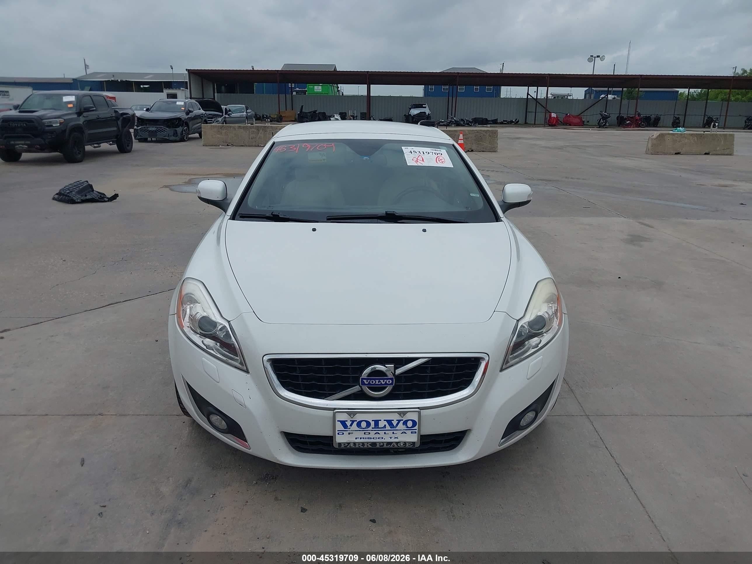 2012 Volvo C70 T5/t5 Platinum/t5 Premier Plus Белый vin: YV1672MC8CJ129862