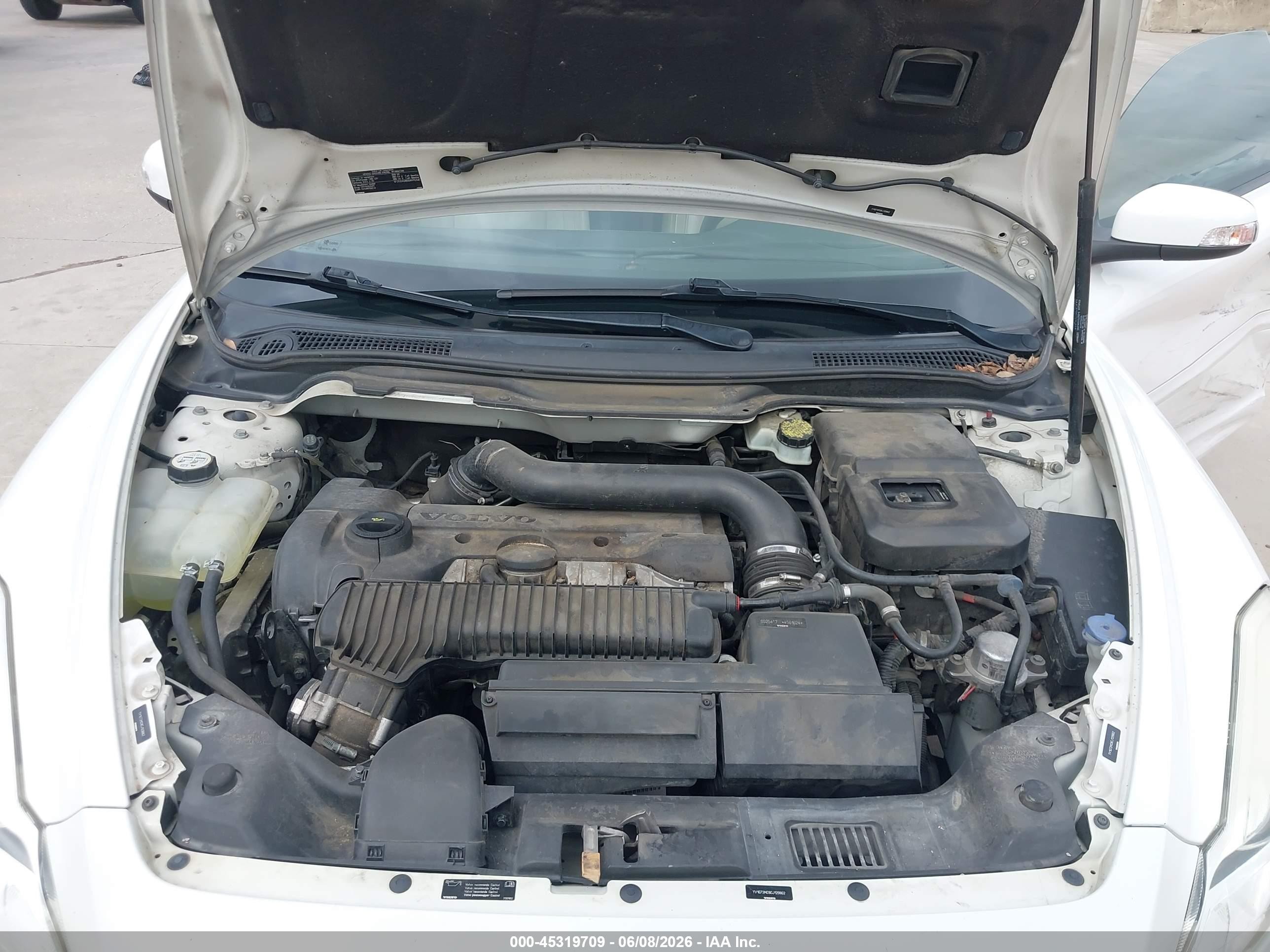 2012 Volvo C70 T5/t5 Platinum/t5 Premier Plus Белый vin: YV1672MC8CJ129862