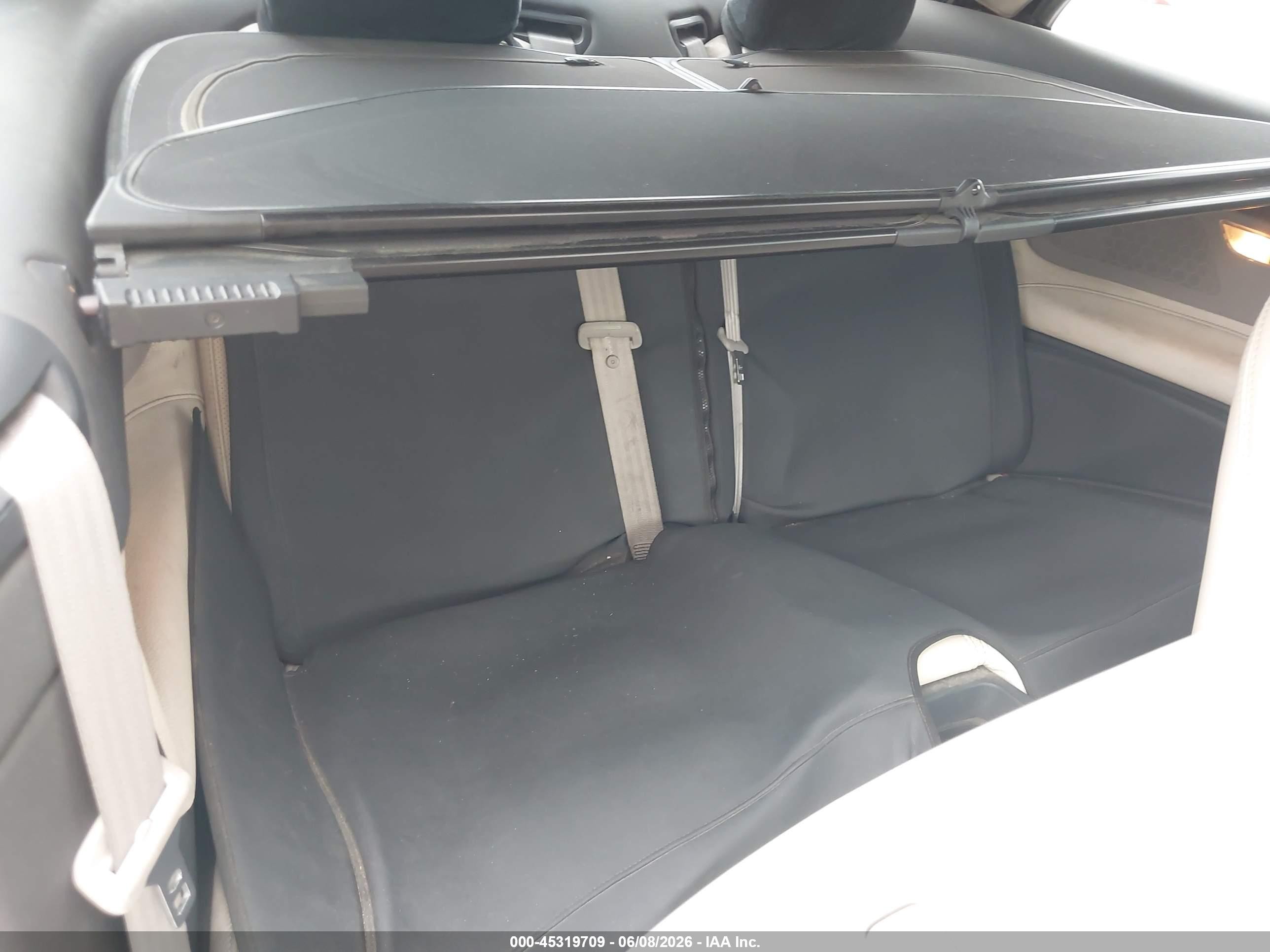2012 Volvo C70 T5/t5 Platinum/t5 Premier Plus Белый vin: YV1672MC8CJ129862