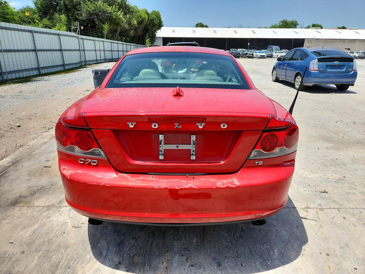 2010 Volvo C70 T5 Red vin: YV1672MC9AJ090082