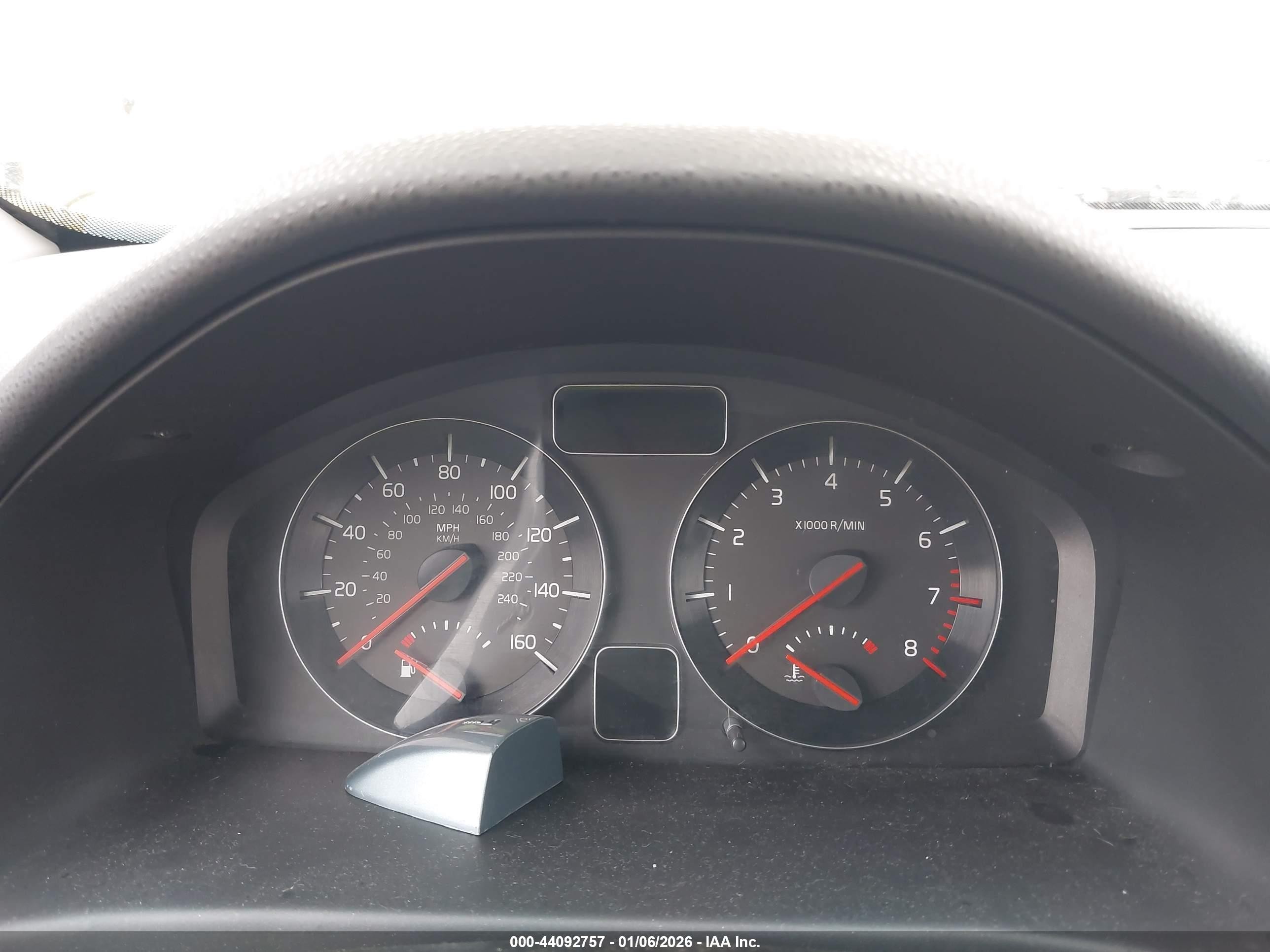 2010 Volvo C70 T5 Light Blue vin: YV1672MC9AJ092141