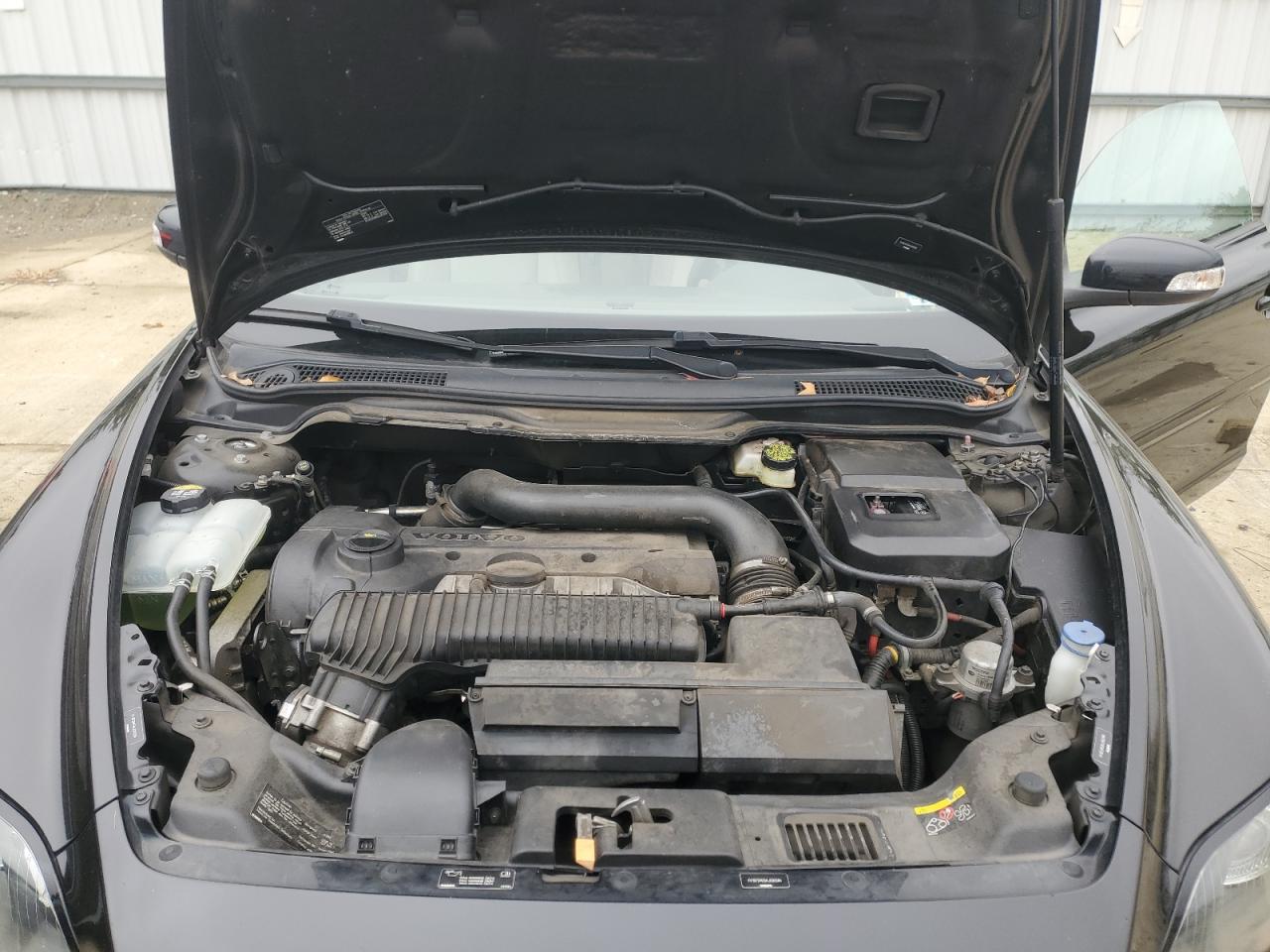 2010 Volvo C70 T5 Black vin: YV1672MC9AJ092284