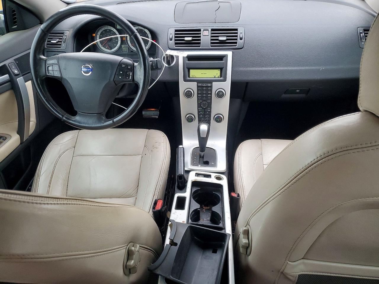 2013 Volvo C70 T5 Blue vin: YV1672MC9DJ139253
