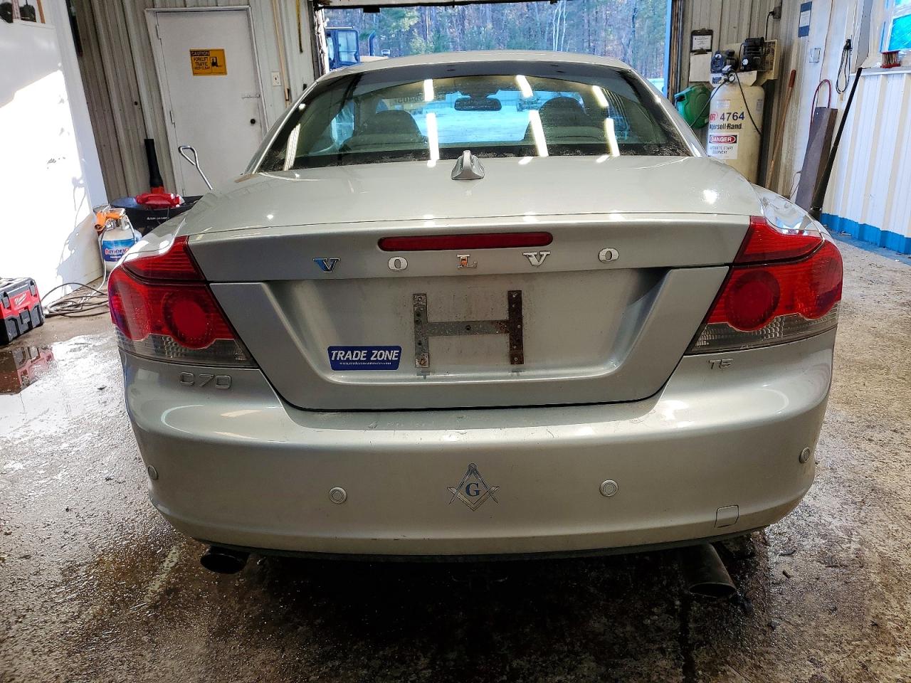 2010 Volvo C70 T5 Silver vin: YV1672MCXAJ094402