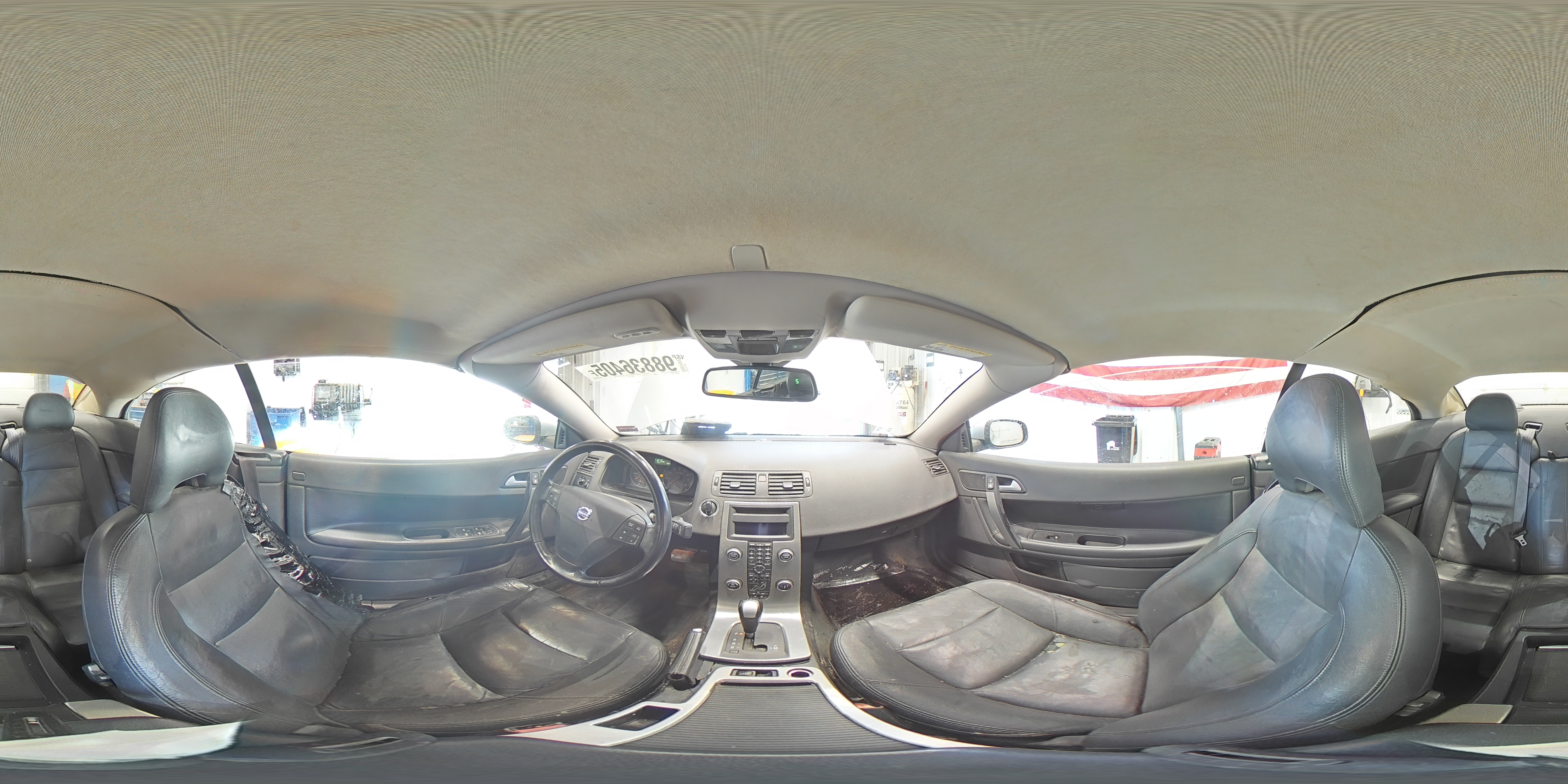 2010 Volvo C70 T5 Silver vin: YV1672MCXAJ094402