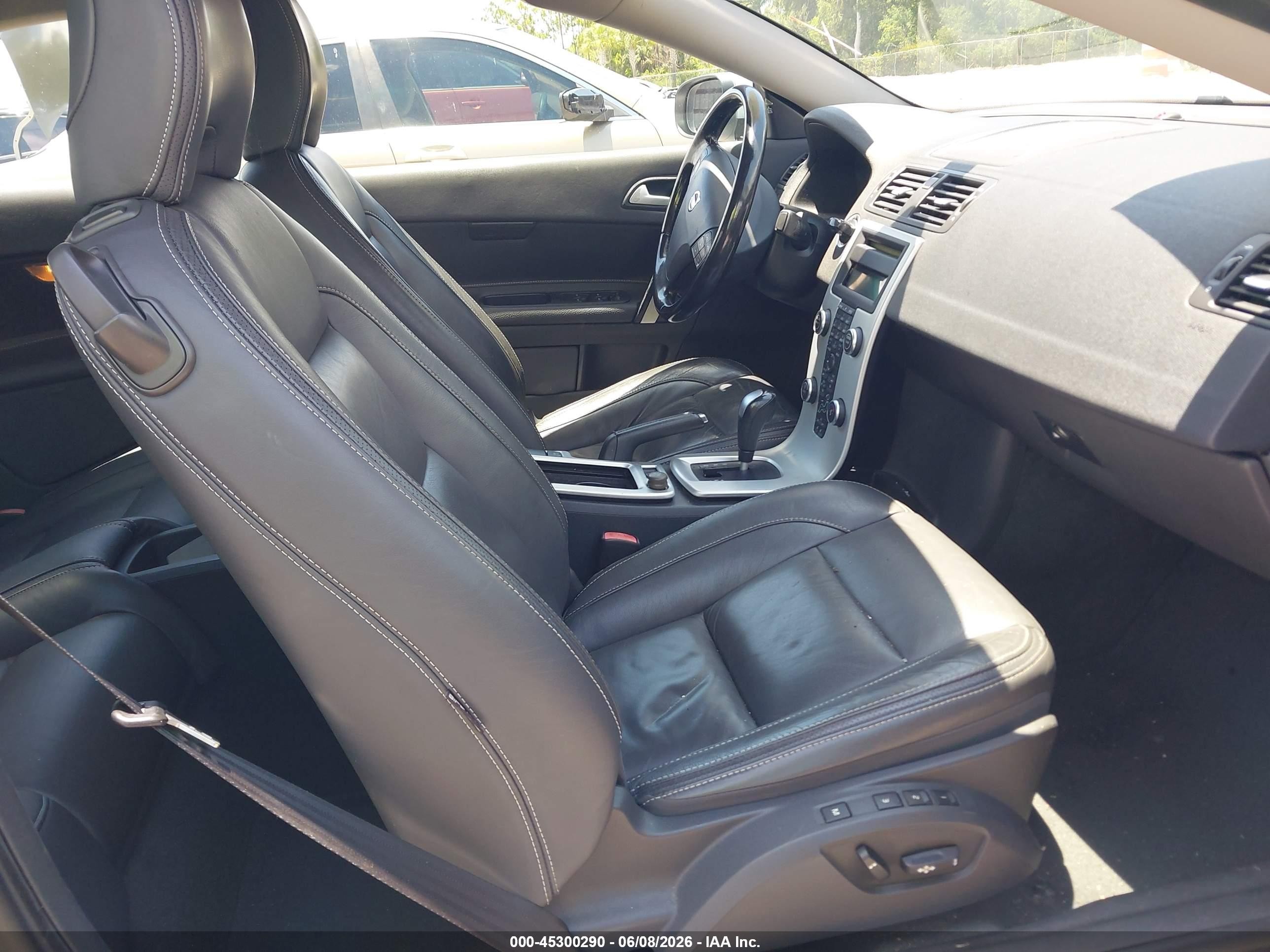 2011 Volvo C70 T5 Серый vin: YV1672MCXBJ109756