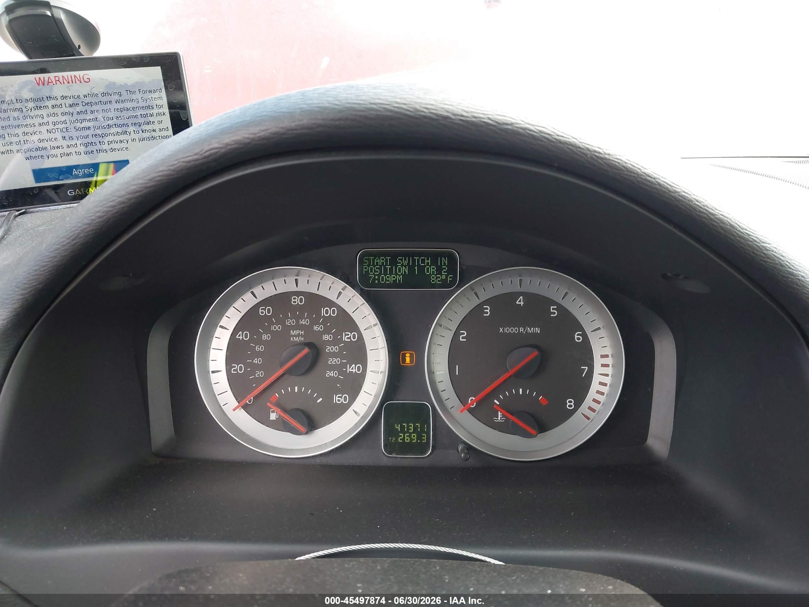 2013 Volvo C70 T5 Red vin: YV1672MCXDJ144087