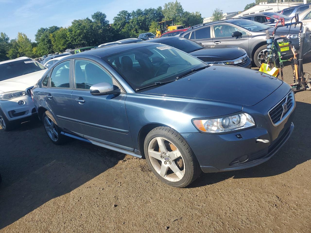2010 Volvo S40 T5 Blue vin: YV1672MH6A2493314