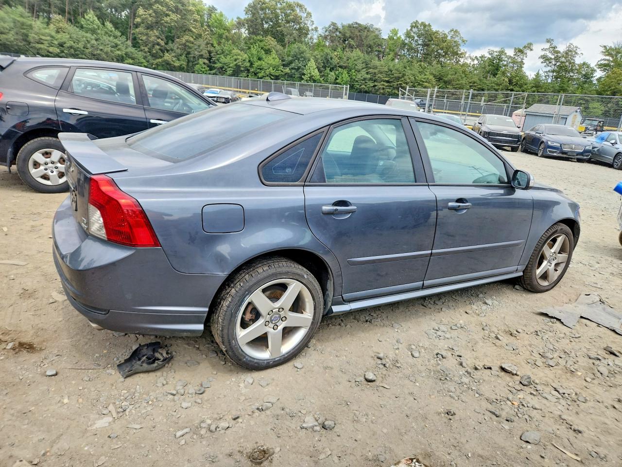2010 Volvo S40 T5 Gray vin: YV1672MHXA2488472
