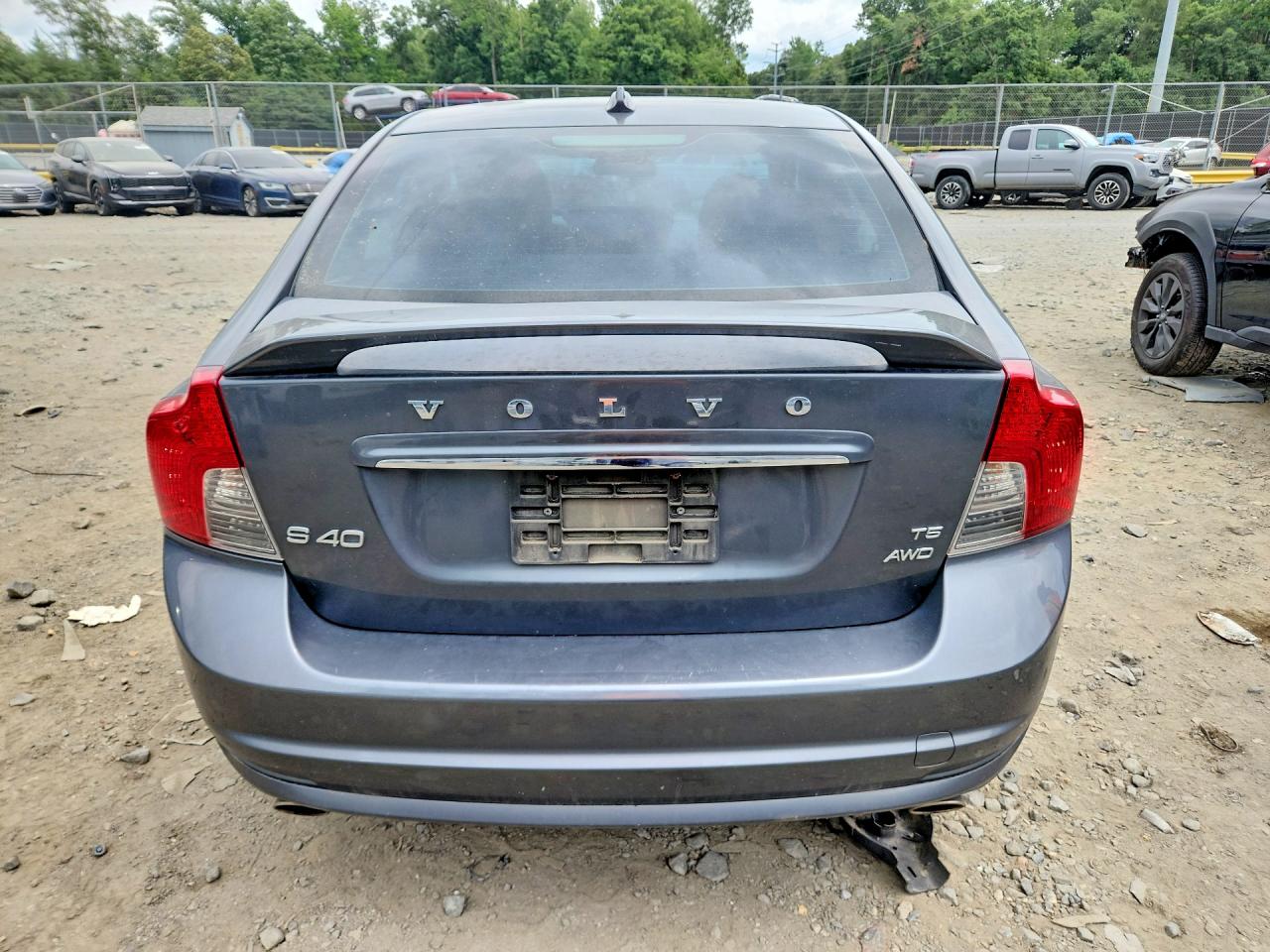 2010 Volvo S40 T5 Gray vin: YV1672MHXA2488472