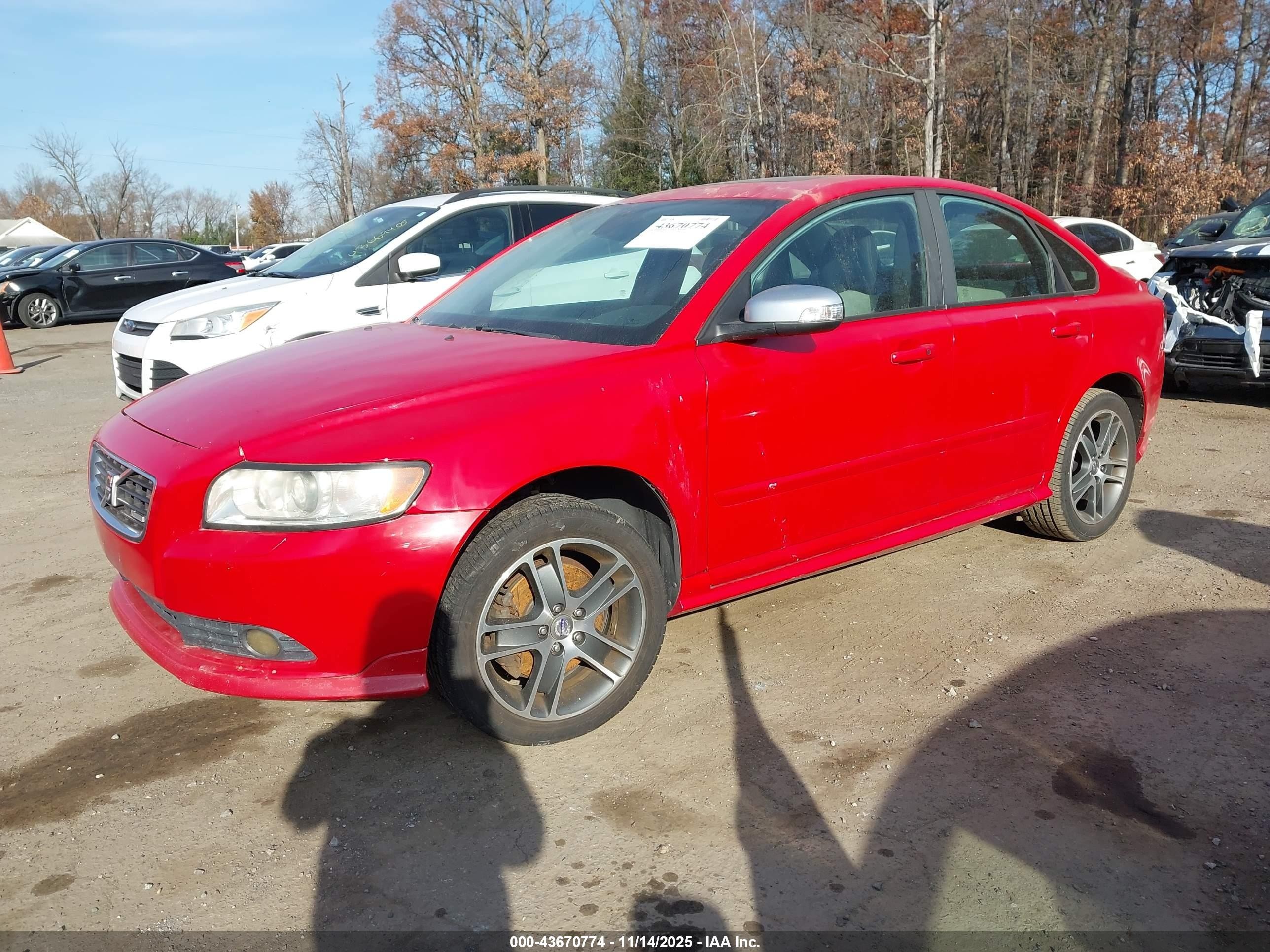 2010 Volvo S40 T5 R-design Red vin: YV1672MHXA2501754
