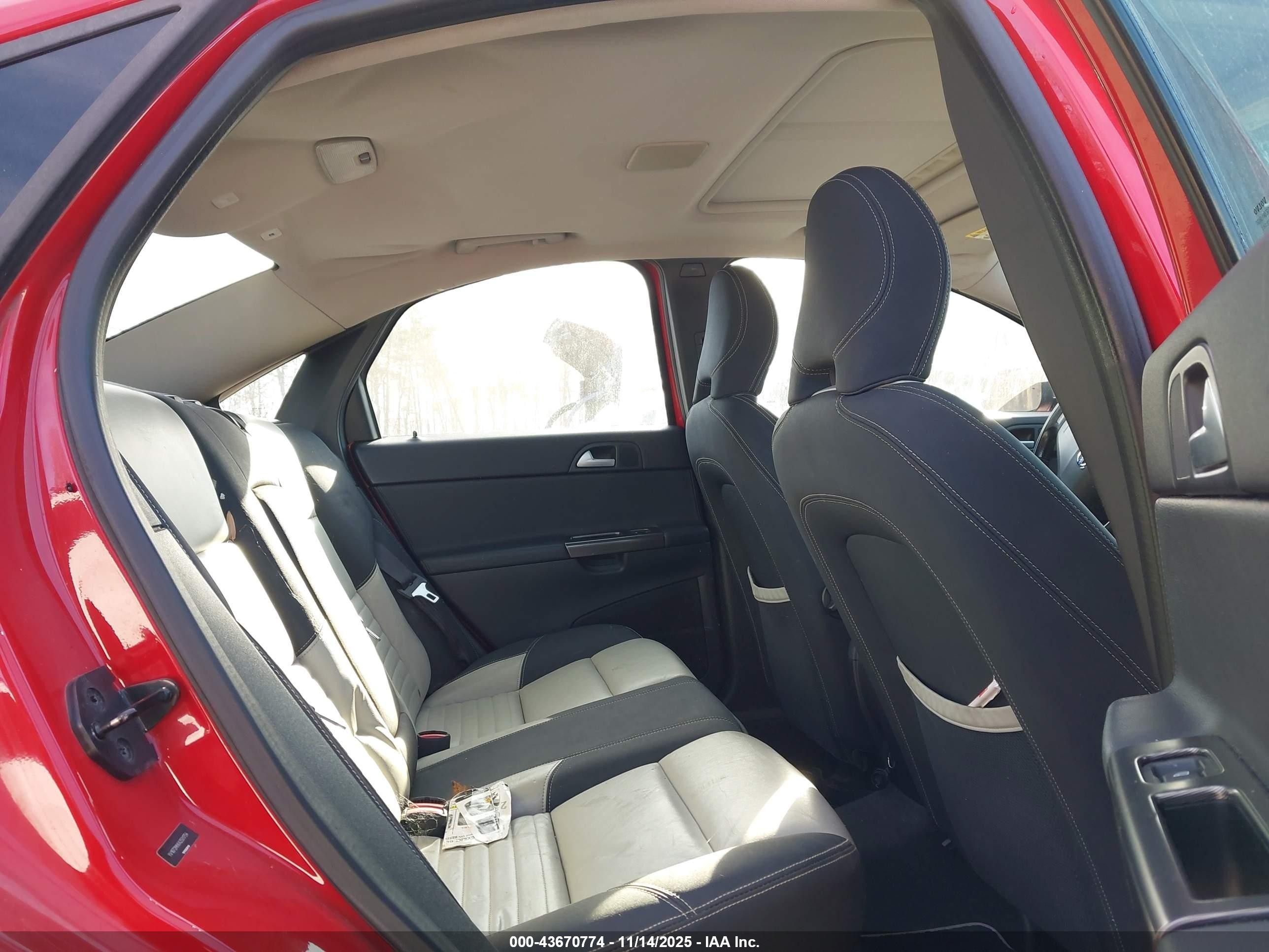 2010 Volvo S40 T5 R-design Red vin: YV1672MHXA2501754