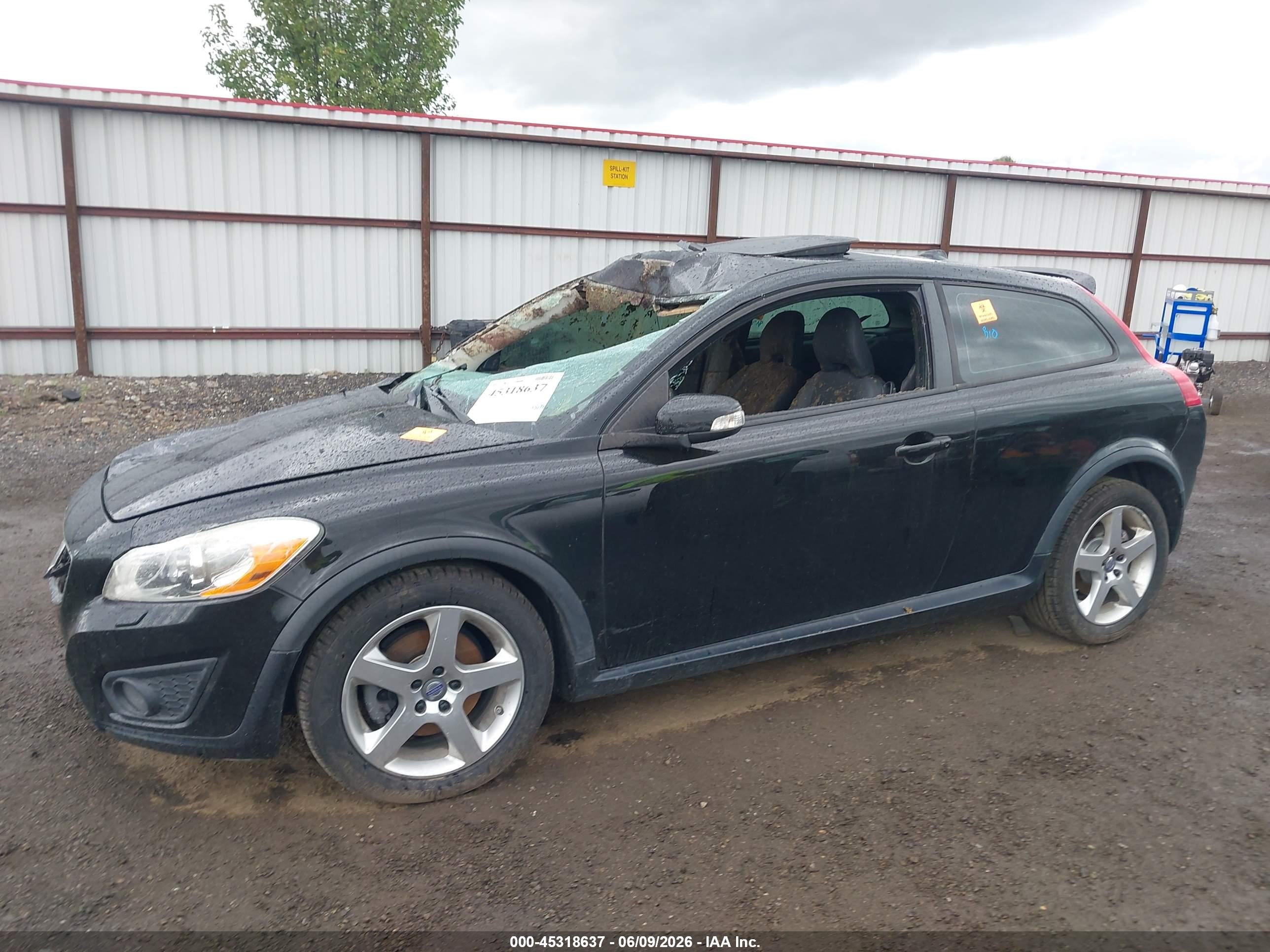 2011 Volvo C30 R-design/t5/t5 (retail Only)/t5 R-design Black vin: YV1672MK0B2201041