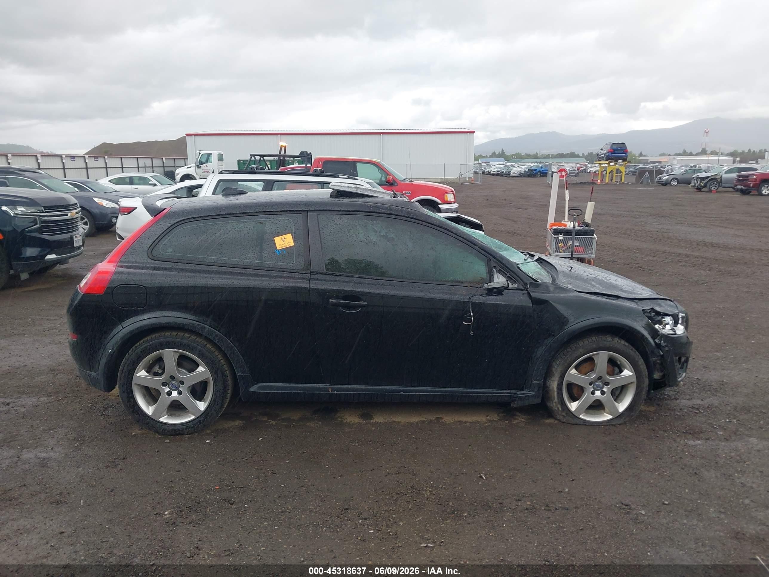 2011 Volvo C30 R-design/t5/t5 (retail Only)/t5 R-design Black vin: YV1672MK0B2201041