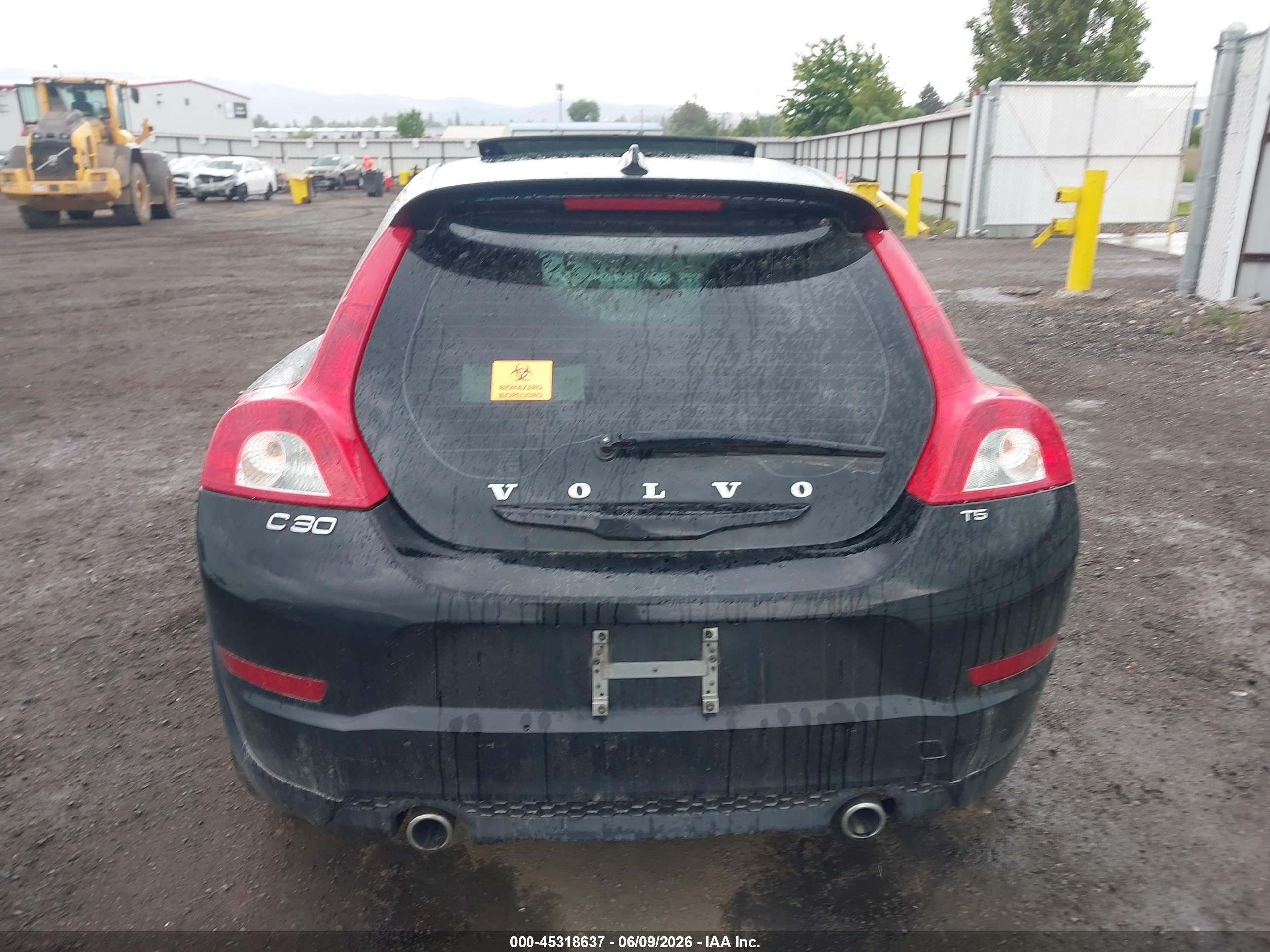 2011 Volvo C30 R-design/t5/t5 (retail Only)/t5 R-design Black vin: YV1672MK0B2201041