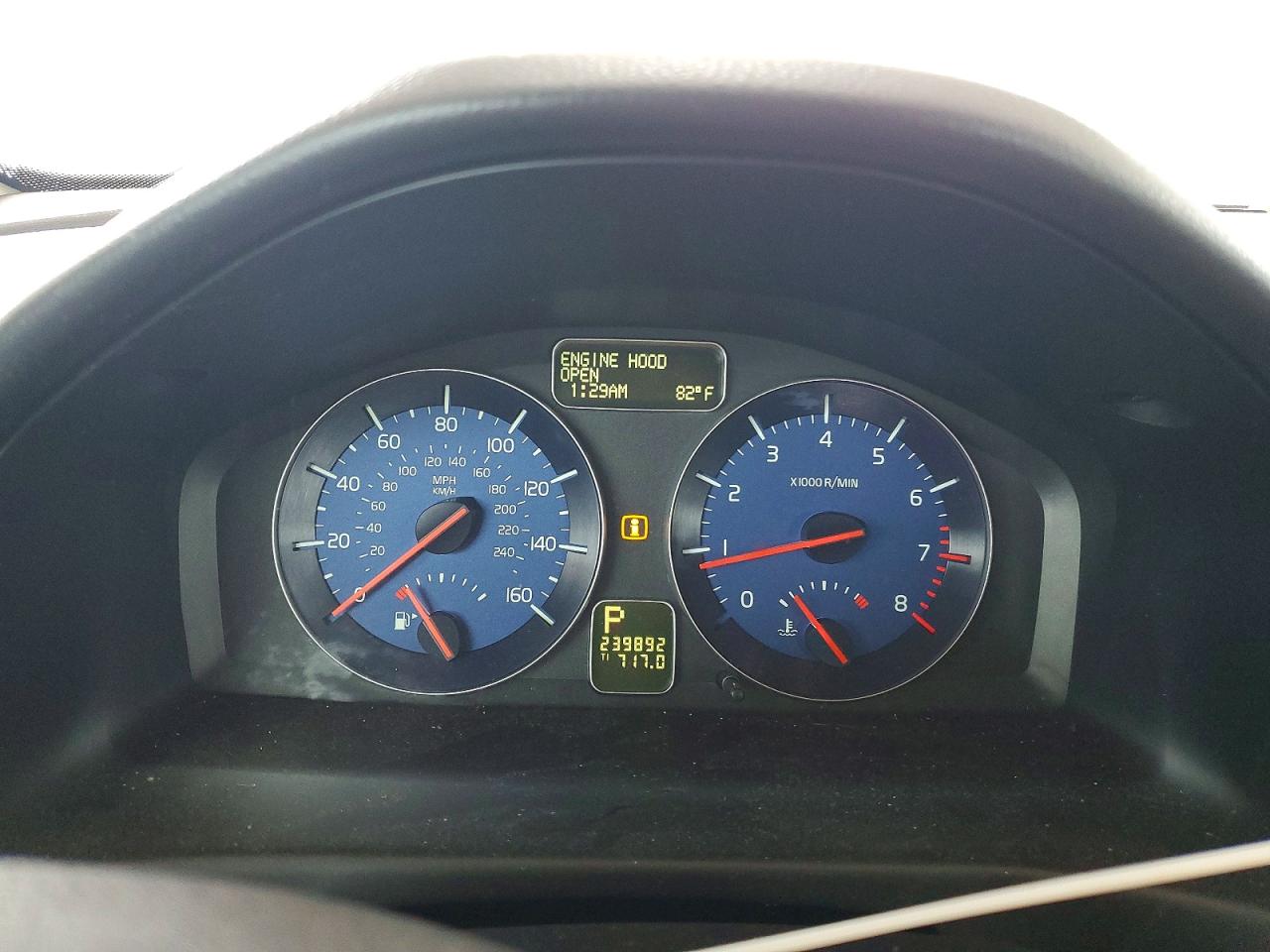 2012 Volvo C30 T5 Cream vin: YV1672MK0C2285945
