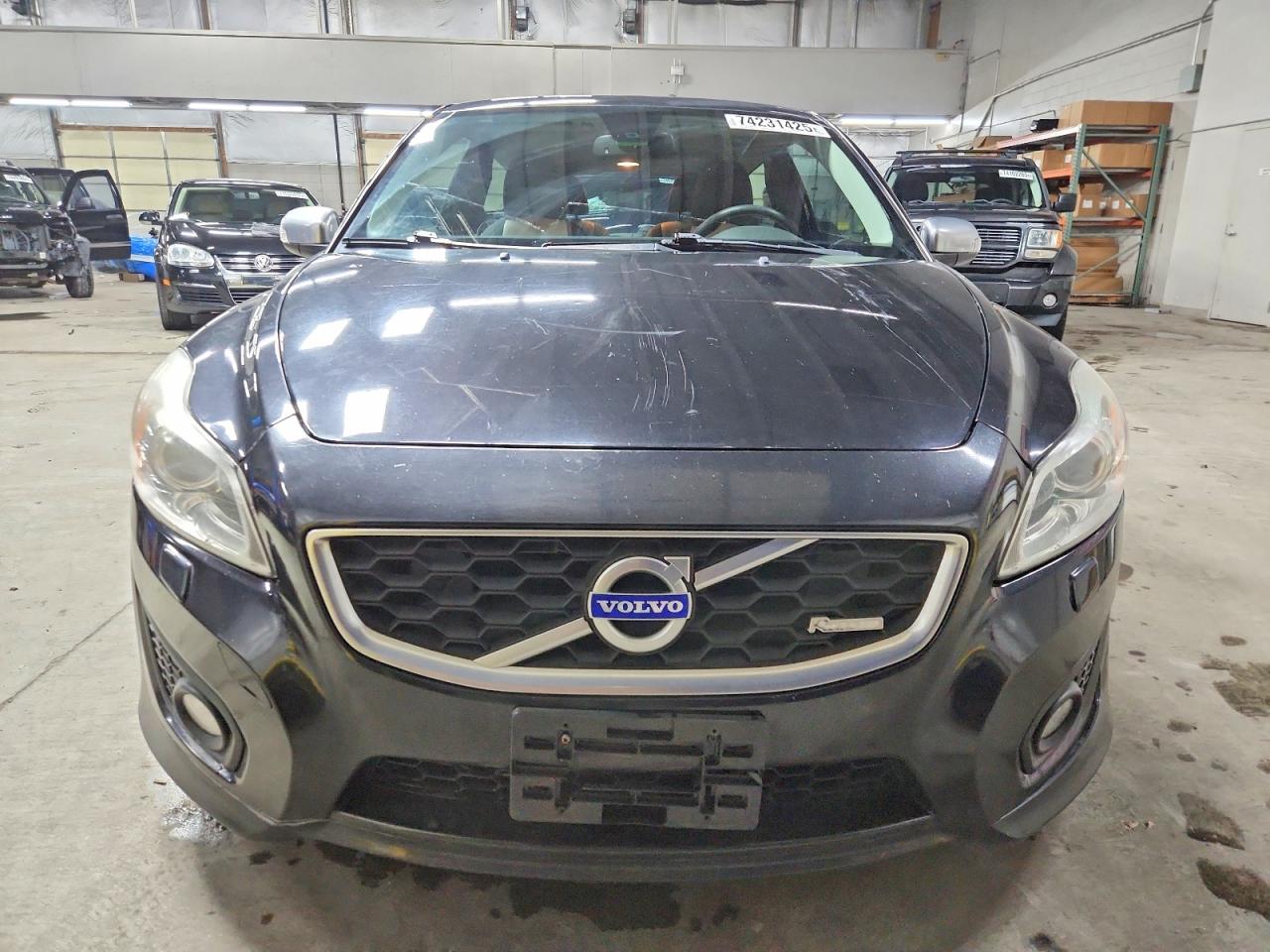 2013 Volvo C30 T5 Черный vin: YV1672MK0D2301207