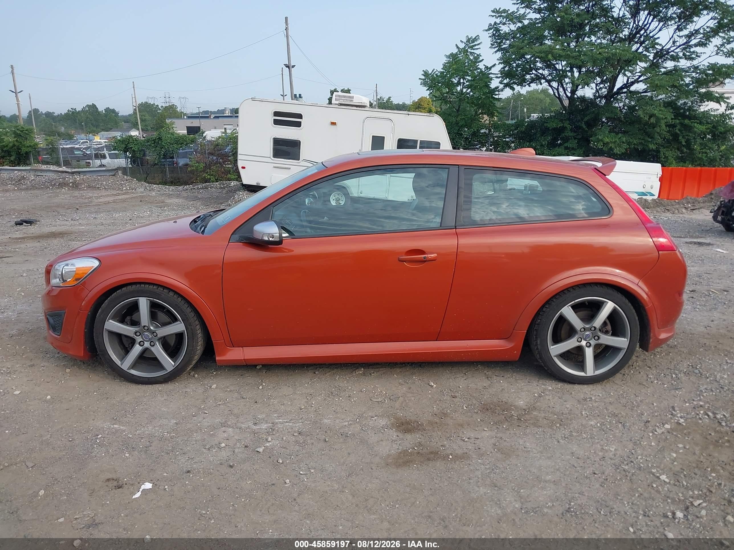 2011 Volvo C30 R-design/t5 (retail Only) Оранжевый vin: YV1672MK1B2200996