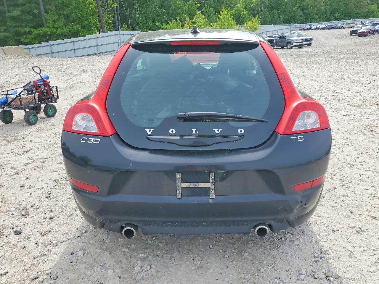 2013 Volvo C30 T5 Черный vin: YV1672MK1D2306206