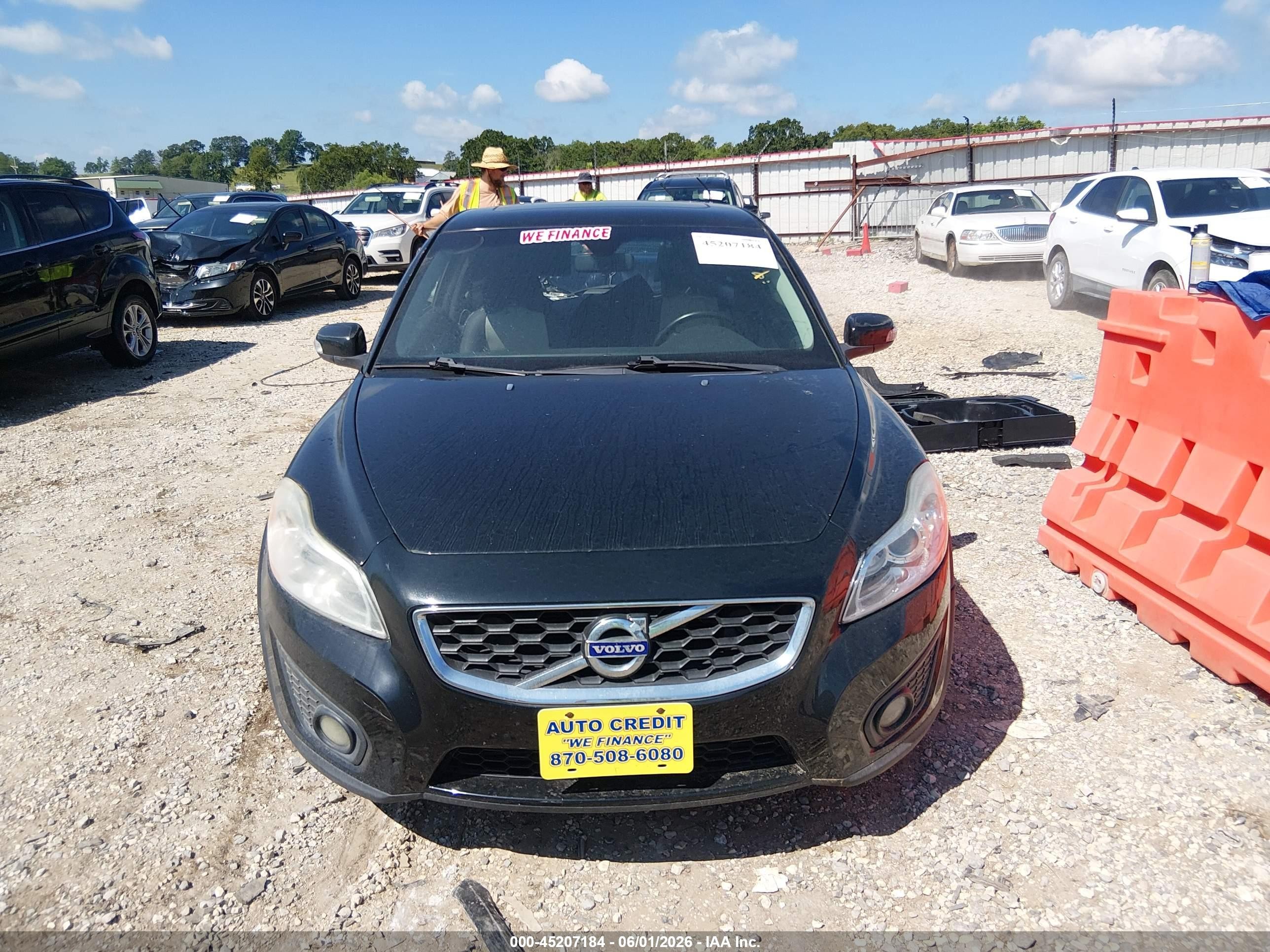 2011 Volvo C30 T5/t5 R-design Black vin: YV1672MK2B2210727