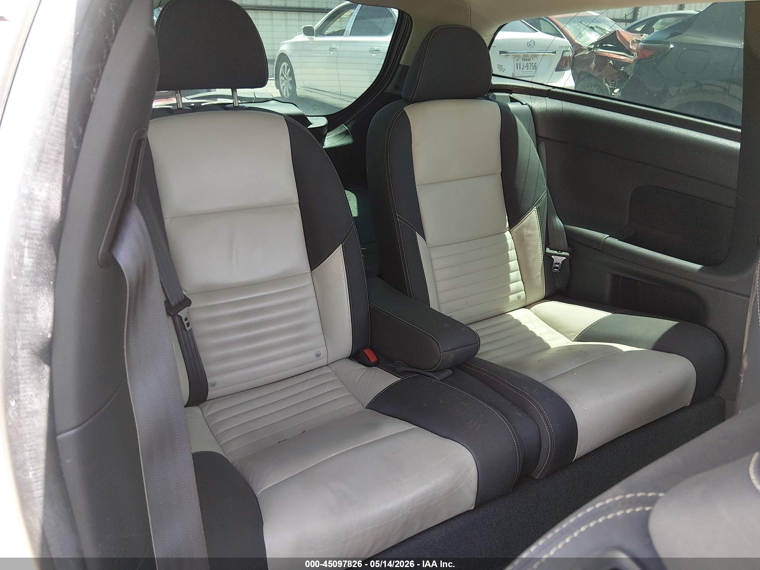 2012 Volvo C30 T5/t5 Platinum/t5 Premier Plus/t5 R-design/t5 R-design Platinum/t5 R-design Premier Plus Белый vin: YV1672MK4C2286967