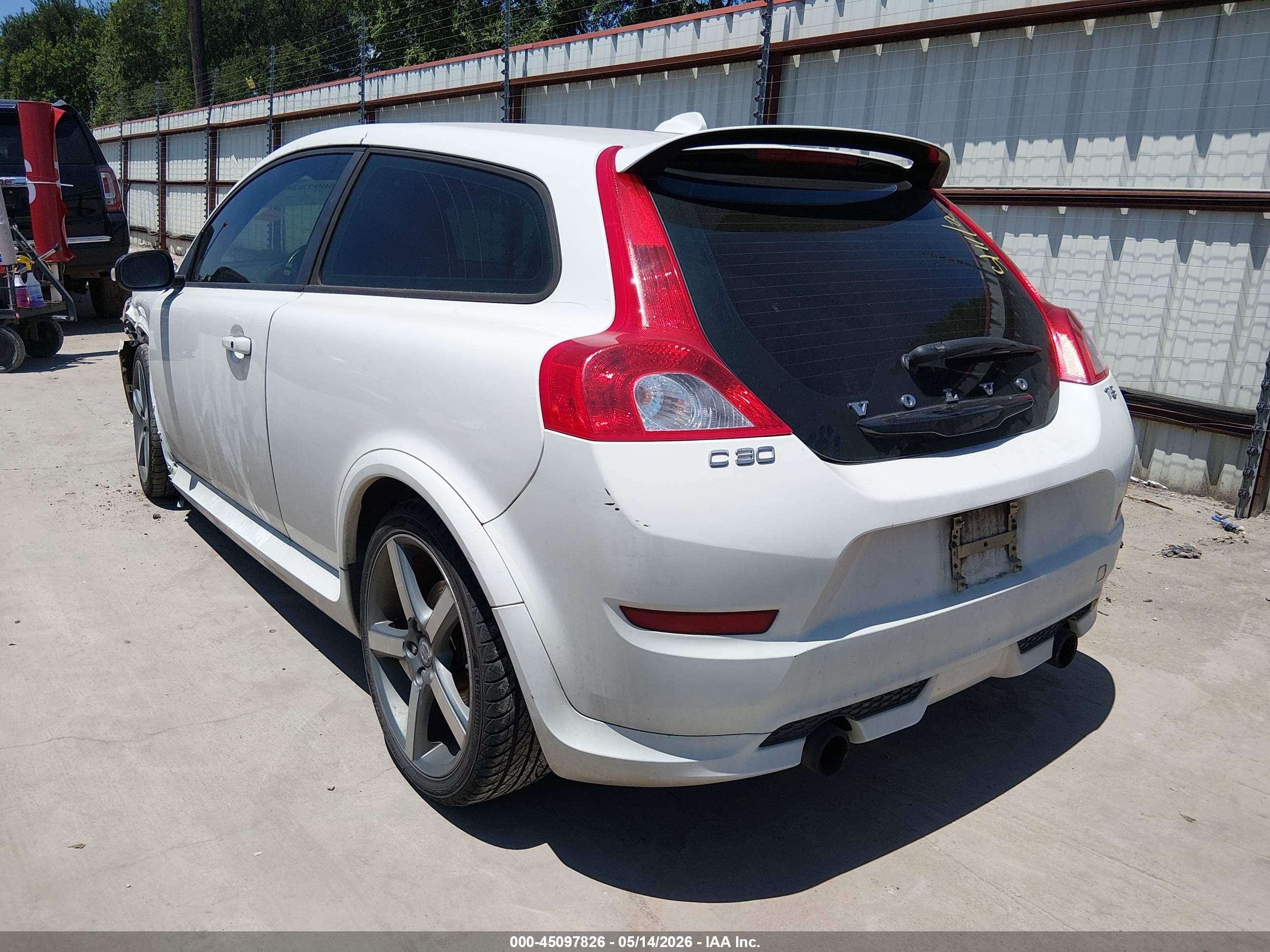 2012 Volvo C30 T5/t5 Platinum/t5 Premier Plus/t5 R-design/t5 R-design Platinum/t5 R-design Premier Plus Белый vin: YV1672MK4C2286967