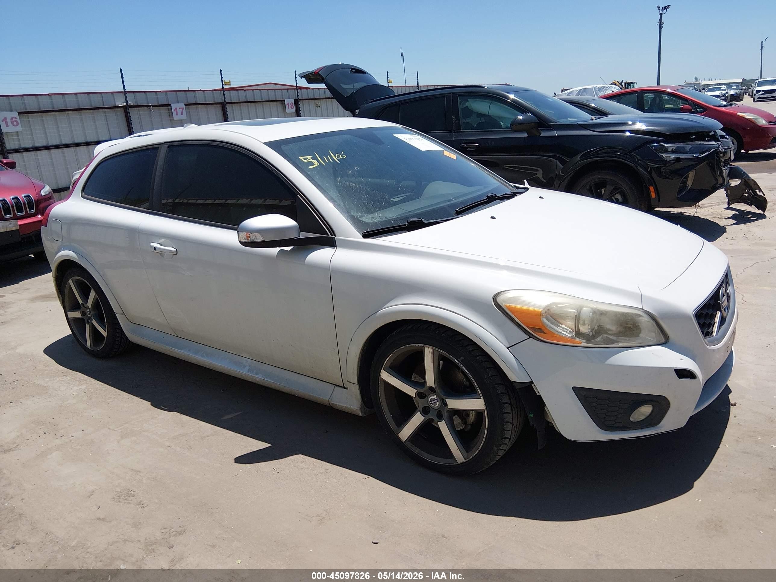 2012 Volvo C30 T5/t5 Platinum/t5 Premier Plus/t5 R-design/t5 R-design Platinum/t5 R-design Premier Plus Белый vin: YV1672MK4C2286967