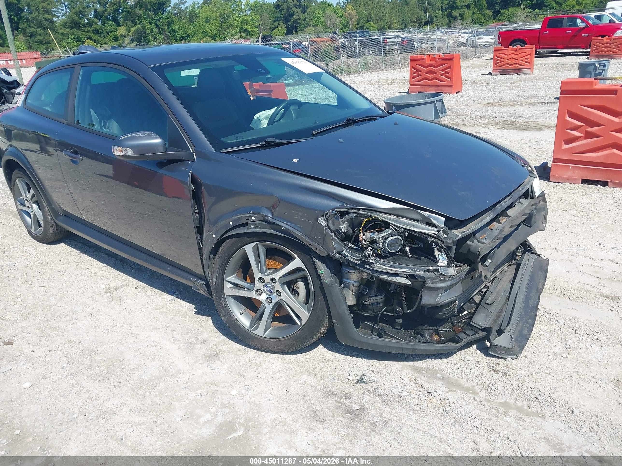 2013 Volvo C30 T5/t5 Platinum/t5 Premier/t5 Premier Plus/t5 R-design/t5 R-design Platinum/t5 R-design Premier Серый vin: YV1672MK4D2304224