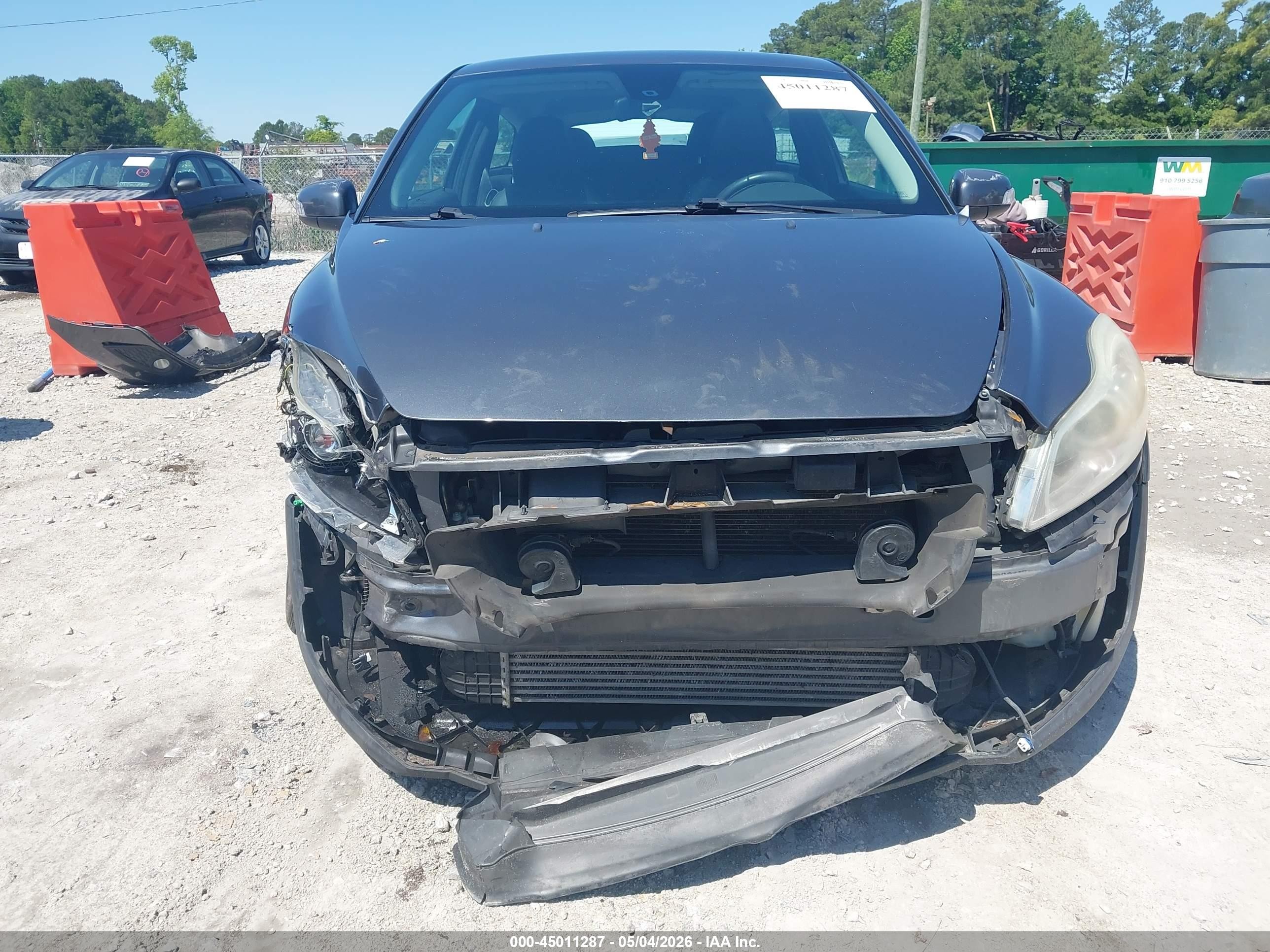 2013 Volvo C30 T5/t5 Platinum/t5 Premier/t5 Premier Plus/t5 R-design/t5 R-design Platinum/t5 R-design Premier Серый vin: YV1672MK4D2304224
