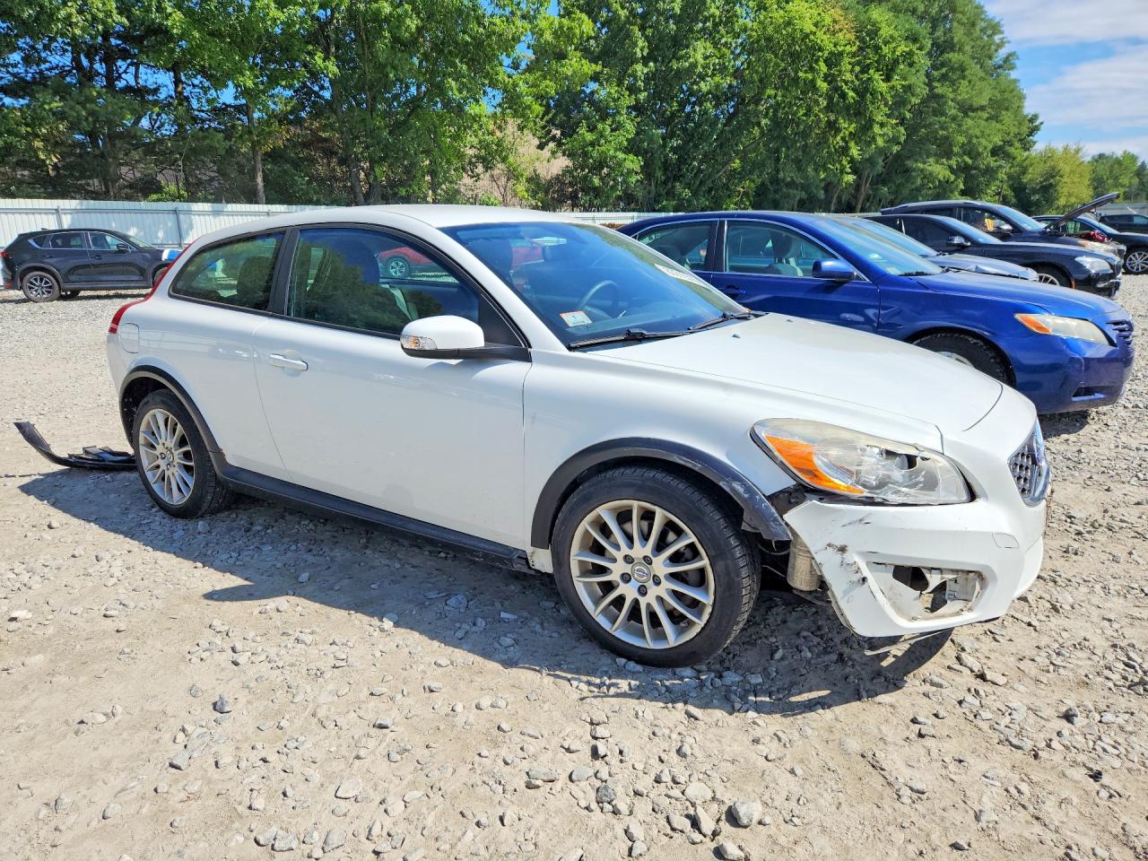 2012 Volvo C30 T5 White vin: YV1672MK5C2269238