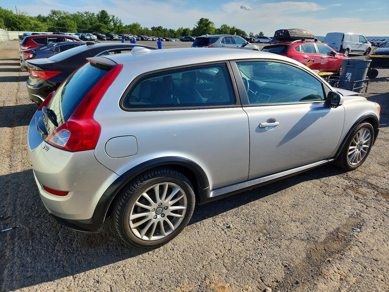 2012 Volvo C30 T5 Silver vin: YV1672MK5C2270194