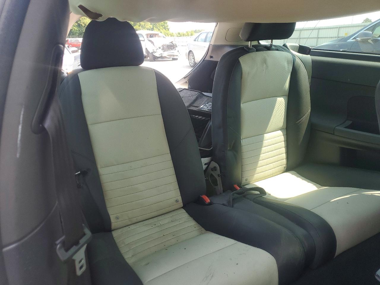 2012 Volvo C30 T5 Серебряный vin: YV1672MK5C2273550