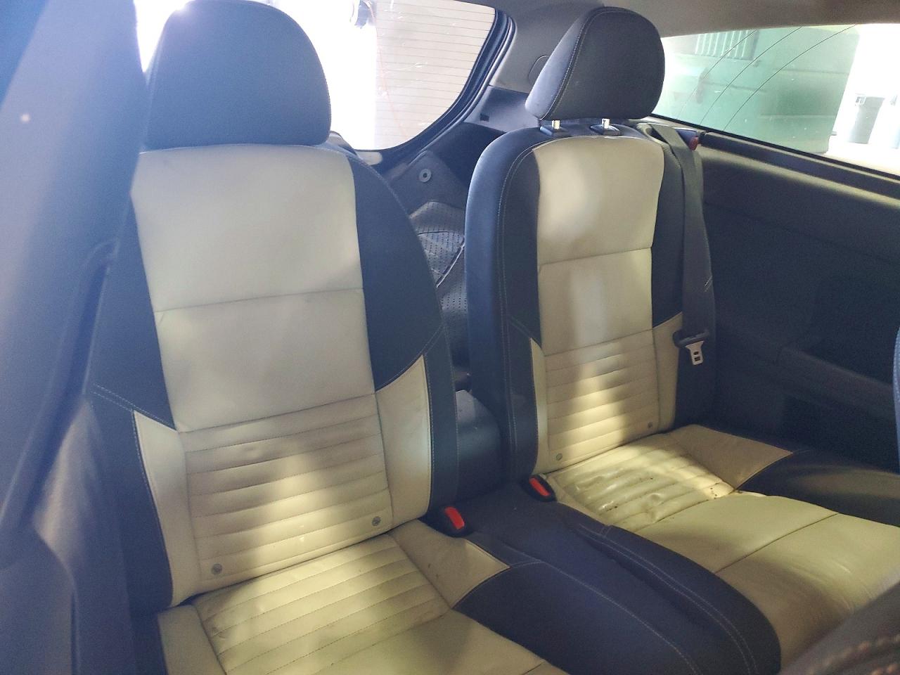 2011 Volvo C30 T5 Silver vin: YV1672MK6B2234982