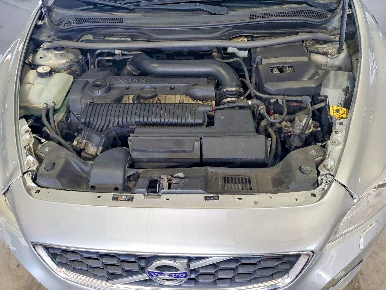2011 Volvo C30 T5 Silver vin: YV1672MK6B2234982